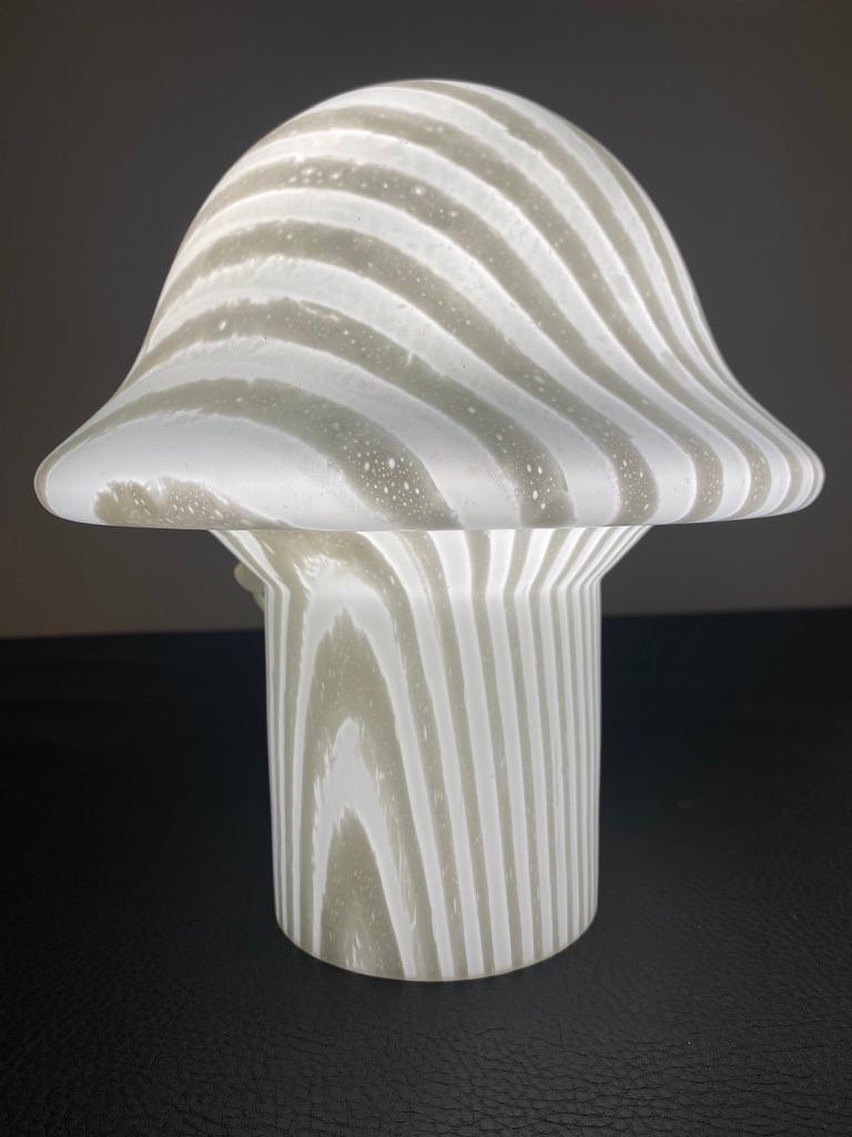 Mid-Century Modern Mushrooms Peill Putzler one piece glass 1960 For Sale