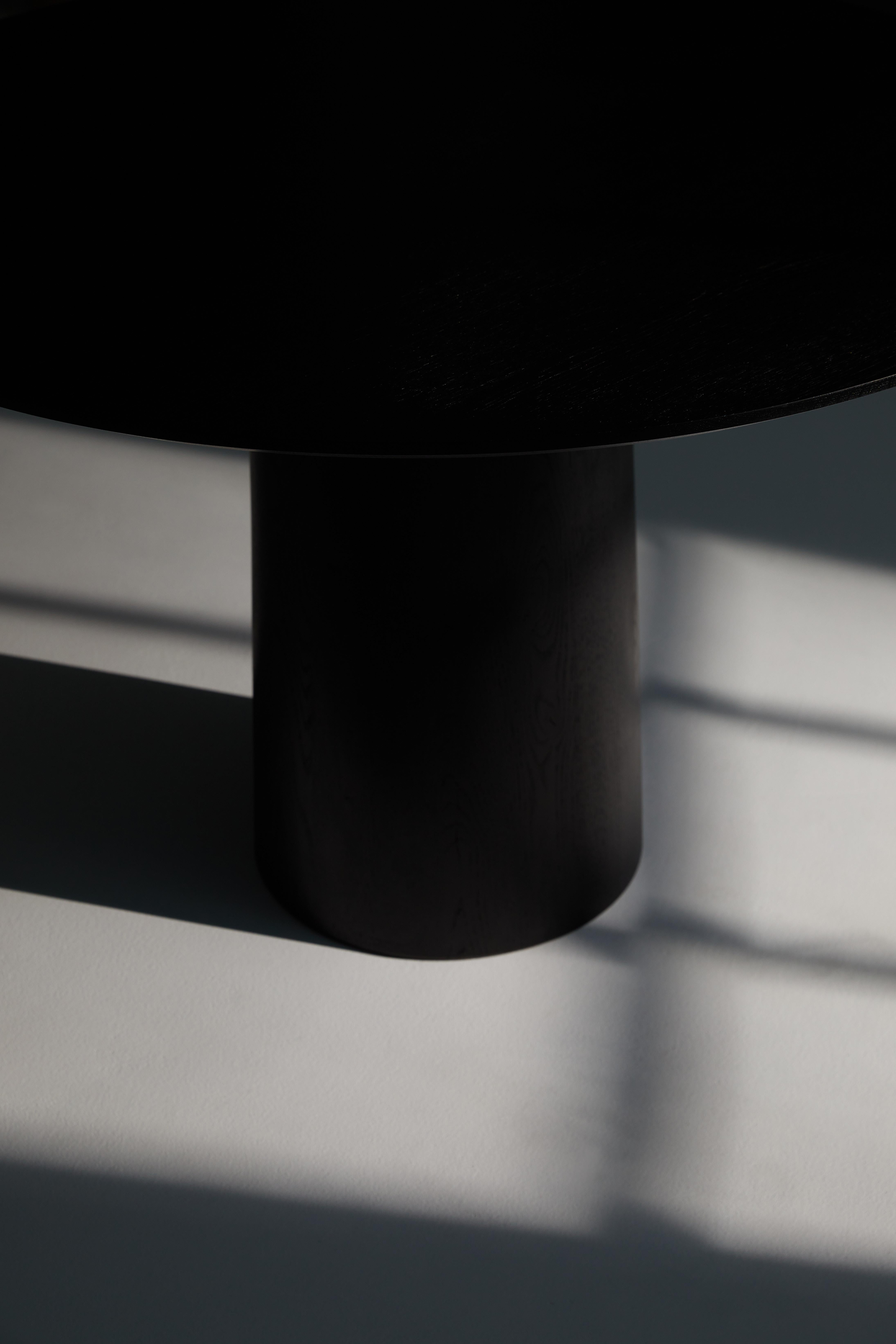 Mesa de comedor Mushrooms-PS de madera de roble teñida de negro by Heilig Objects en venta 6