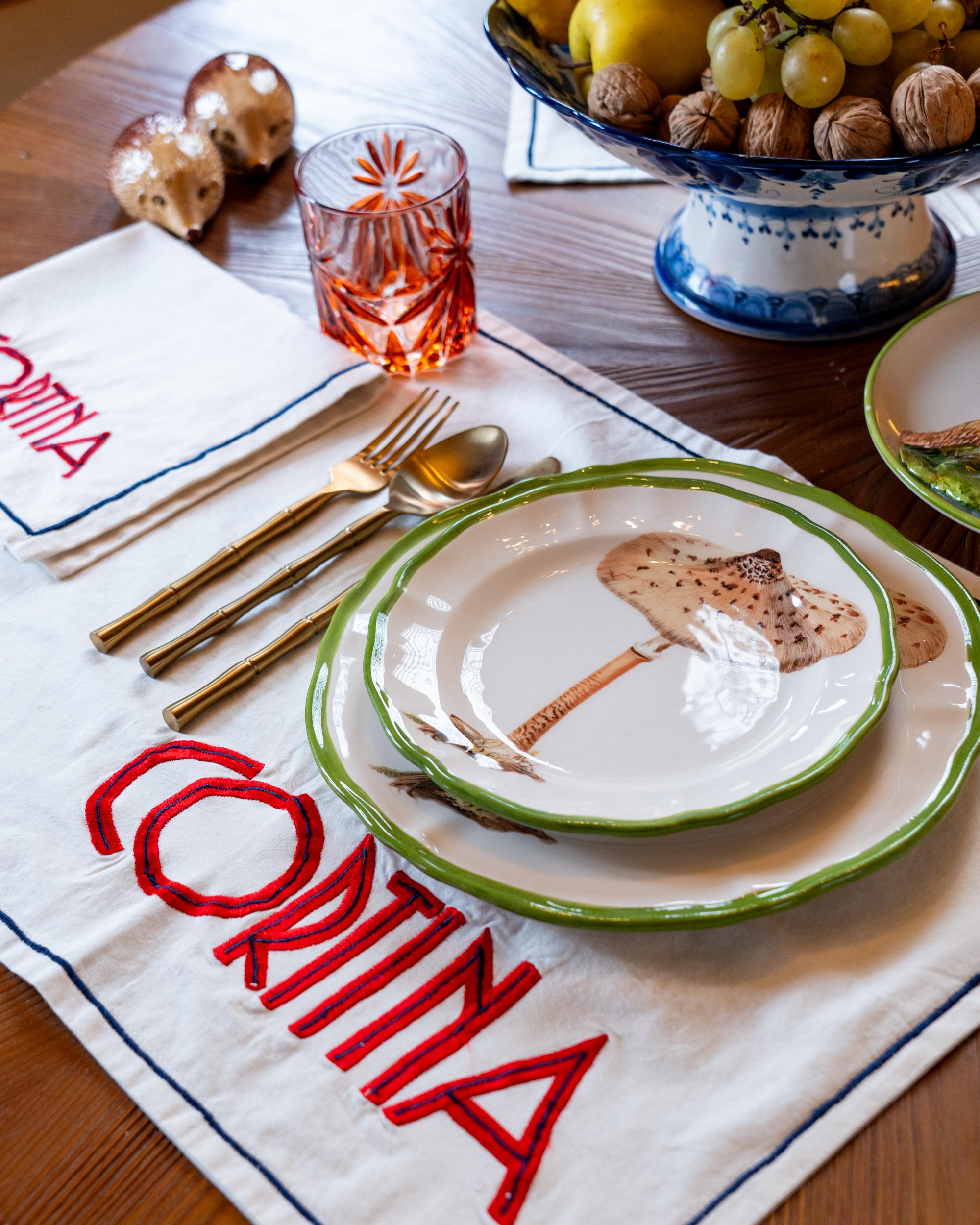 Moderne Assiette à champignons, fabriquée en Italie en vente