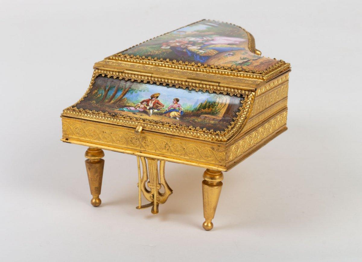 antique piano music box