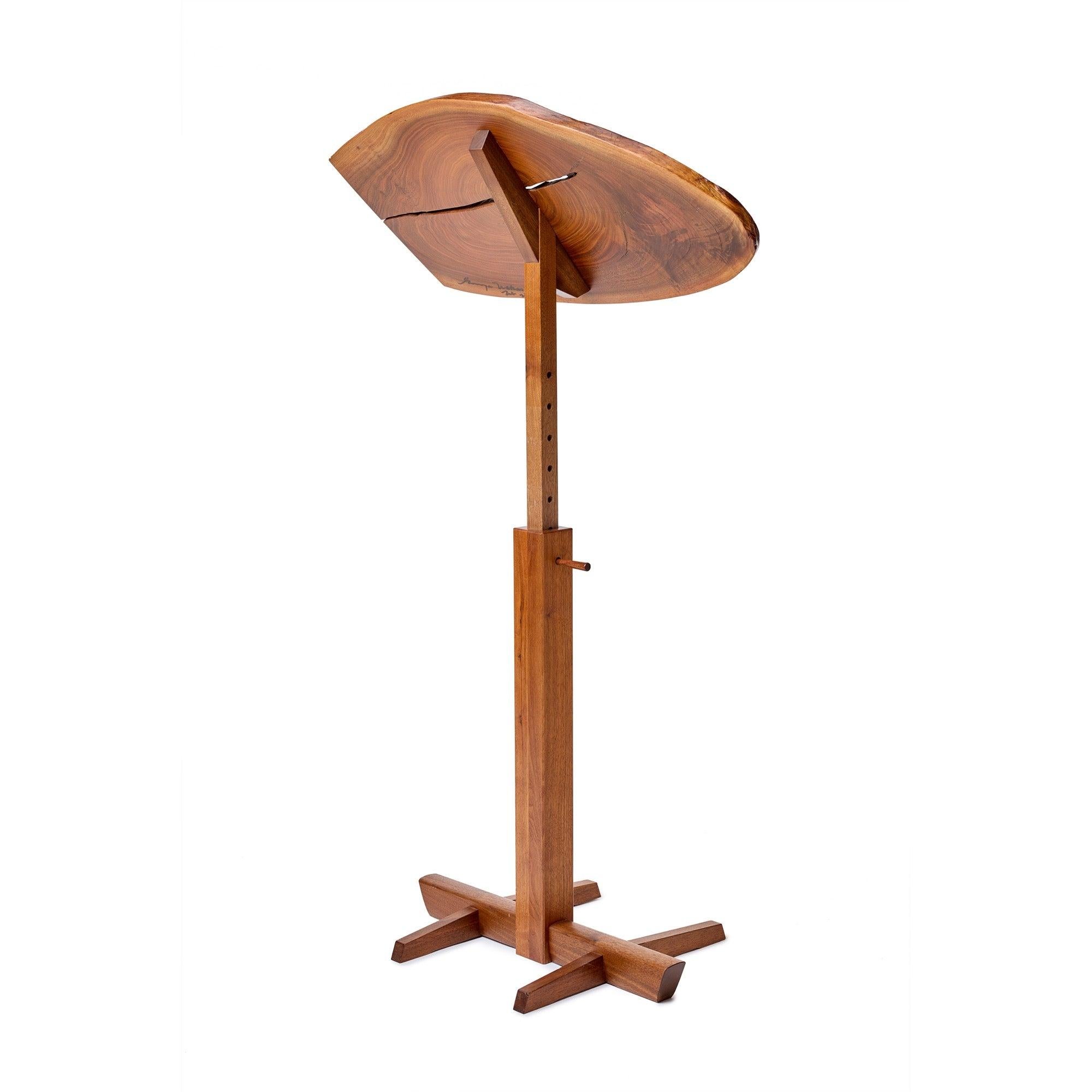 Signierter Notenständer Nussbaum von George Nakashima für George Nakashima Studio, 1990 (amerikanisch) im Angebot