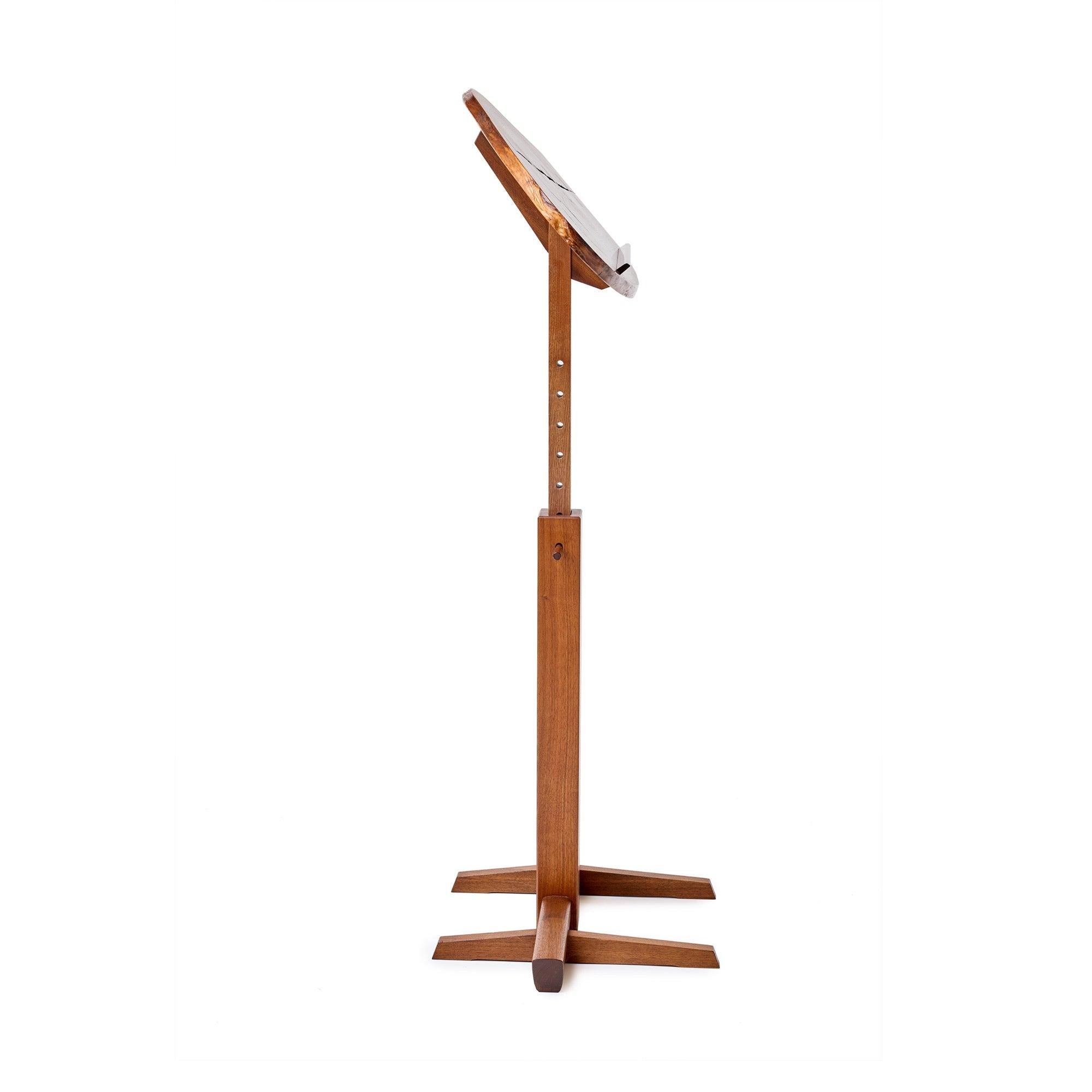 Signierter Notenständer Nussbaum von George Nakashima für George Nakashima Studio, 1990 im Zustand „Hervorragend“ im Angebot in Sagaponack, NY