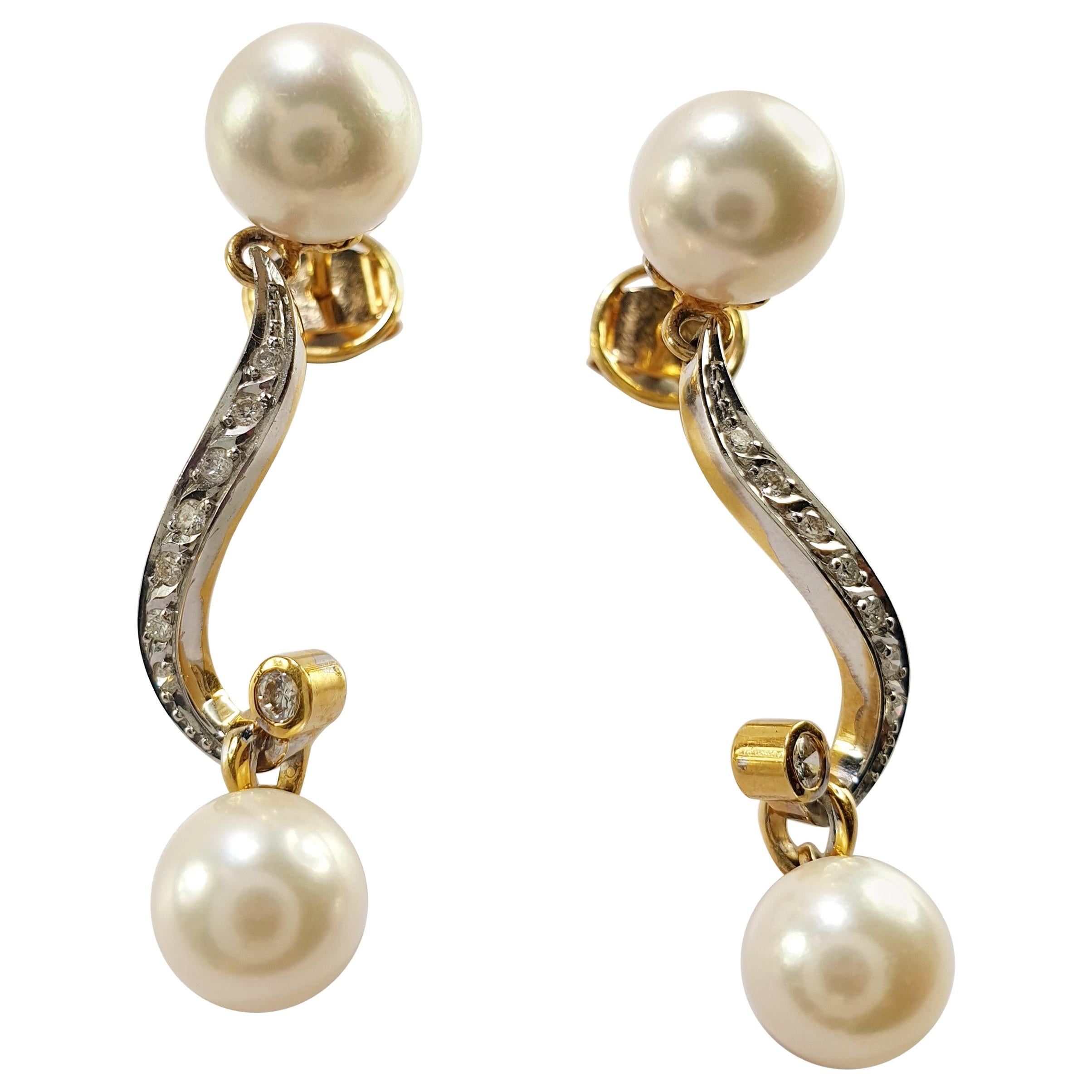 Musical Notes Dangle Cultivated Pearl Earrings in 18 Karat Gold and Diamonds For Sale