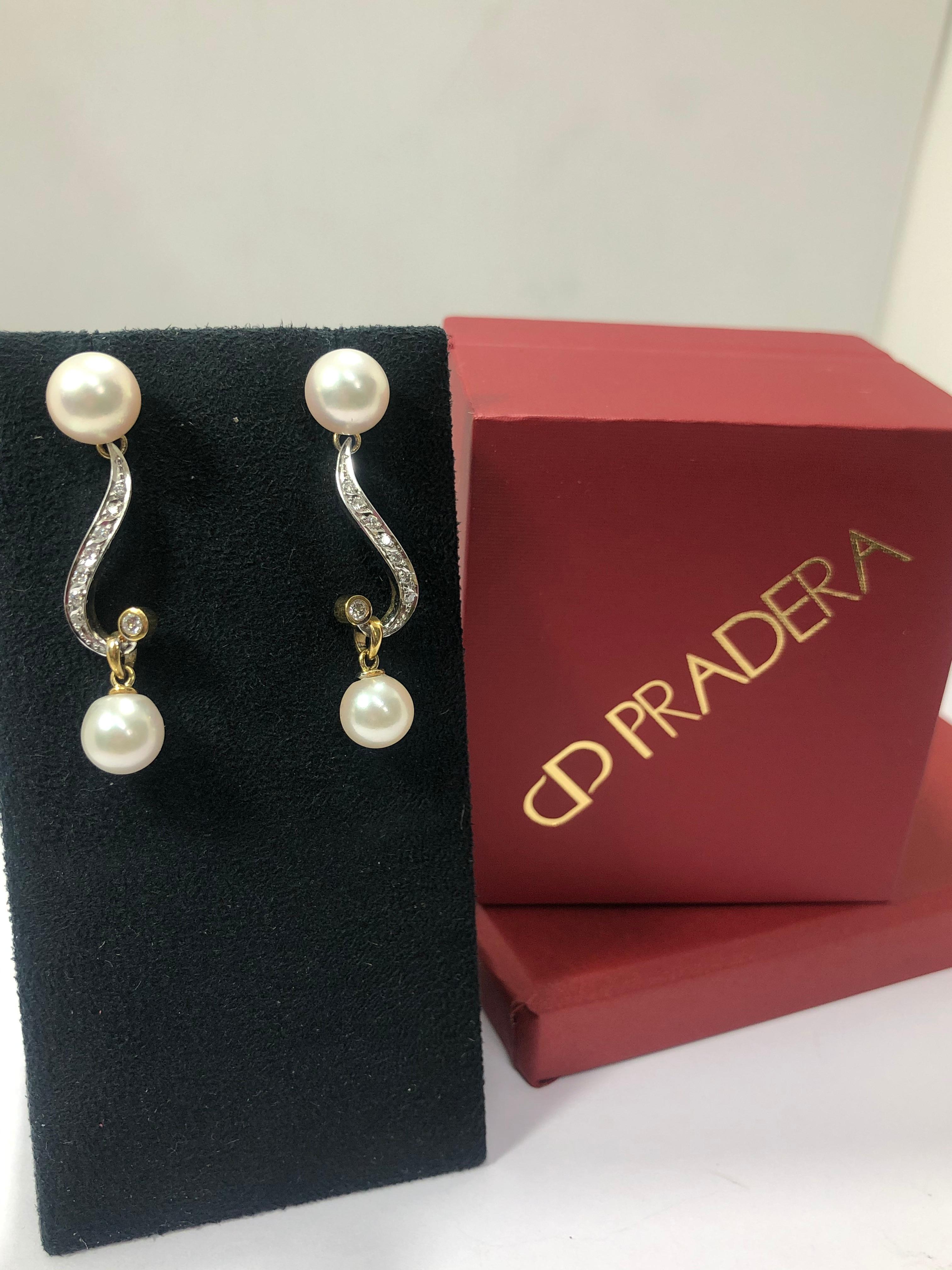 Brilliant Cut Musical Notes Dangle Cultivated Pearl Earrings in 18 Karat Gold and Diamonds For Sale