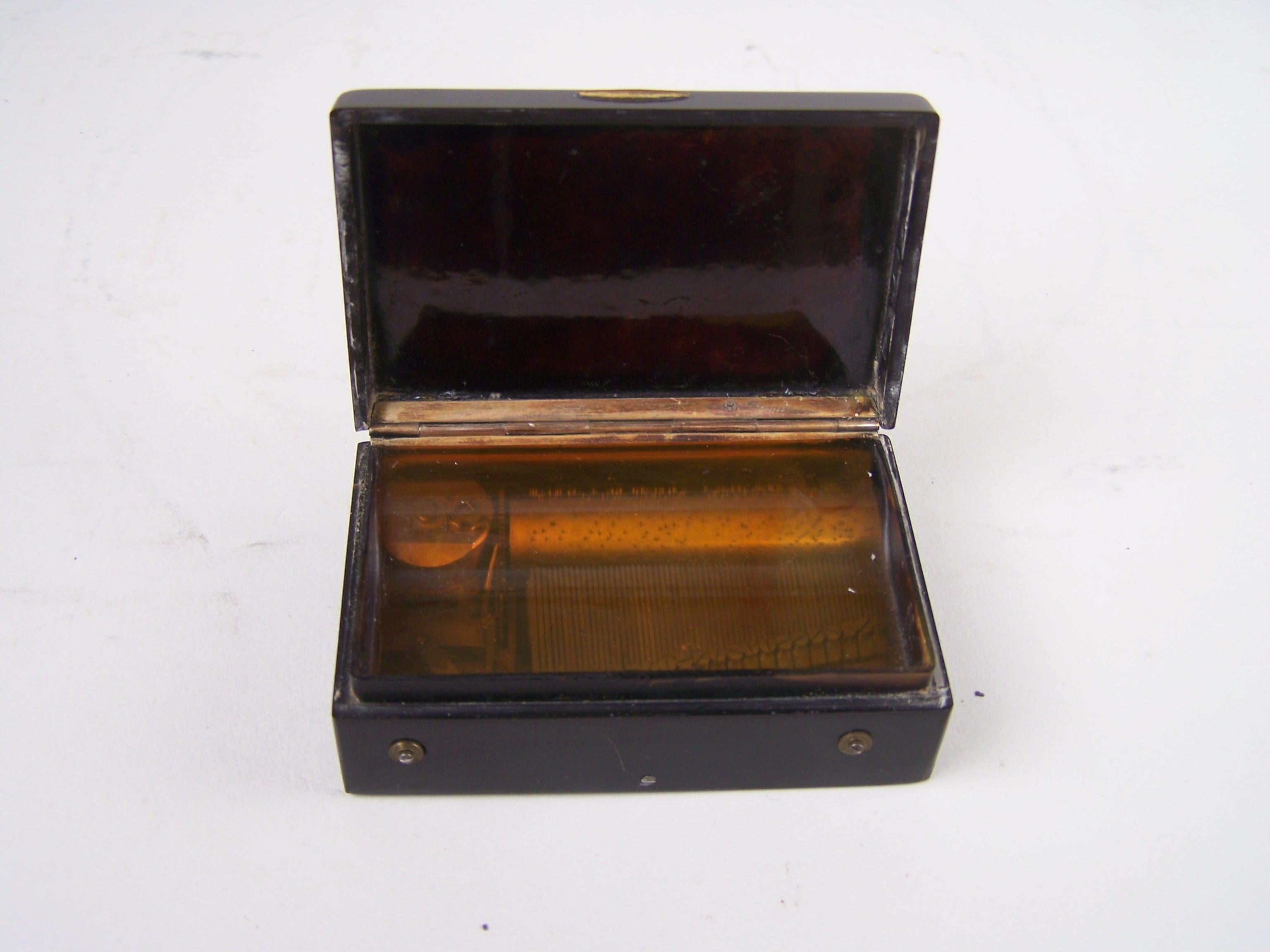 Bronze Musical snuff box  For Sale