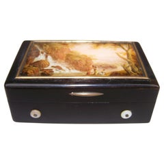Antique Musical snuff box with minatur painting