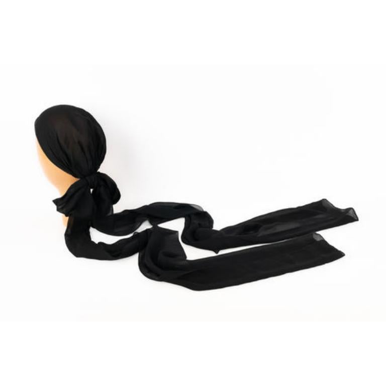Muslin Turban in Black Silk In Excellent Condition For Sale In SAINT-OUEN-SUR-SEINE, FR