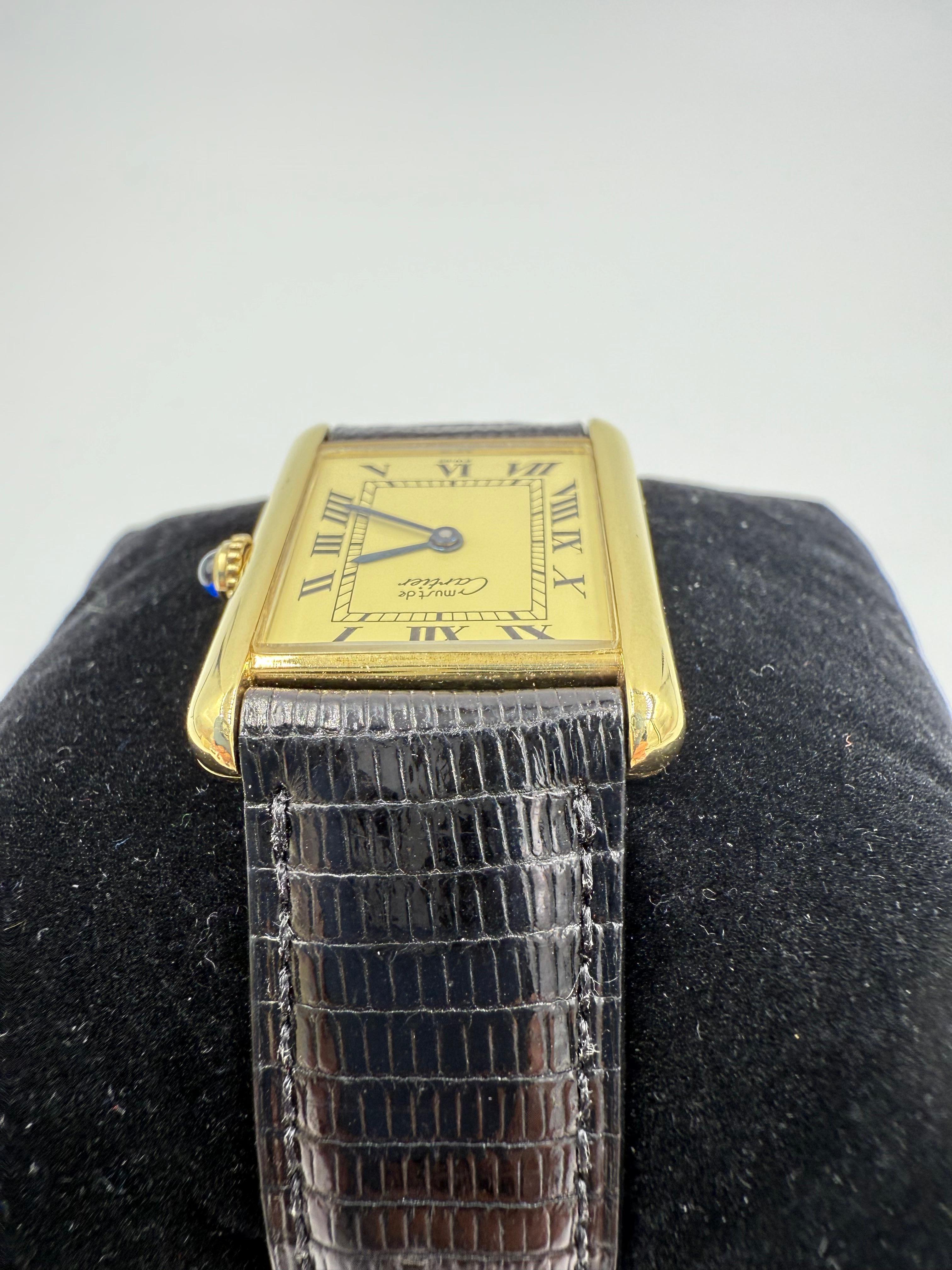Must de Cartier Large Tank Vermeil Quartz Wristwatch Circa 1990 Unisexe en vente