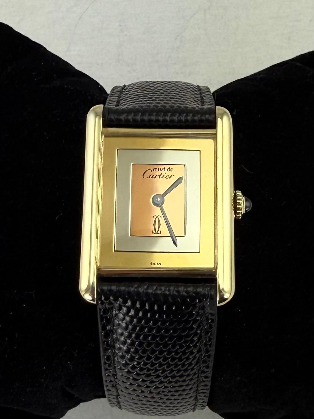 Must de Cartier Montre-bracelet Large Tank Vermeil TriColor Dial Bon état - En vente à Los Angeles, CA