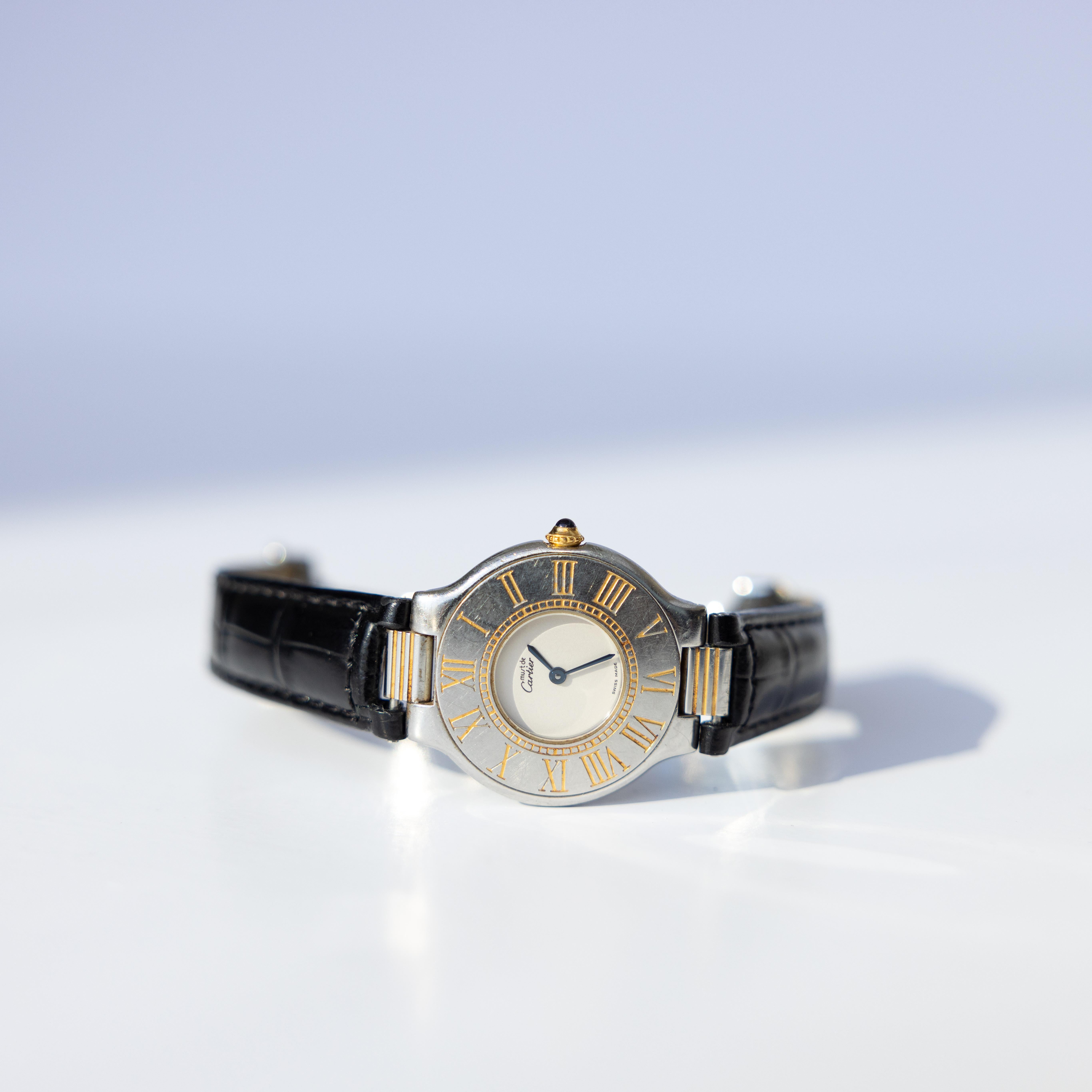 Round Cut Must de Cartier Marques et Model Déposés 21 Quartz Watch W10050F4 For Sale