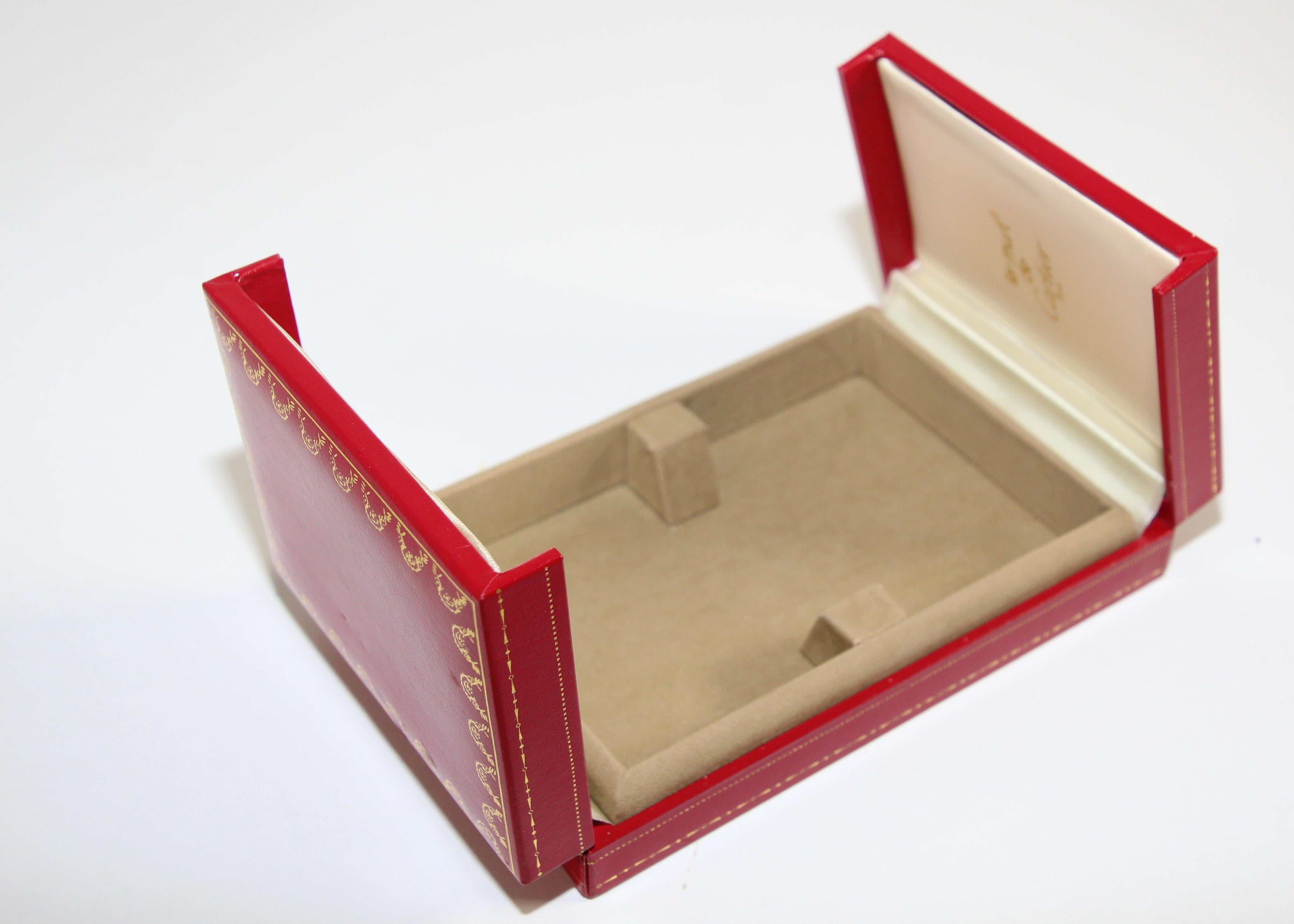 Hand-Crafted Must De Cartier Paris Vintage Playing Poker or Bridge Cards in Red Original Box