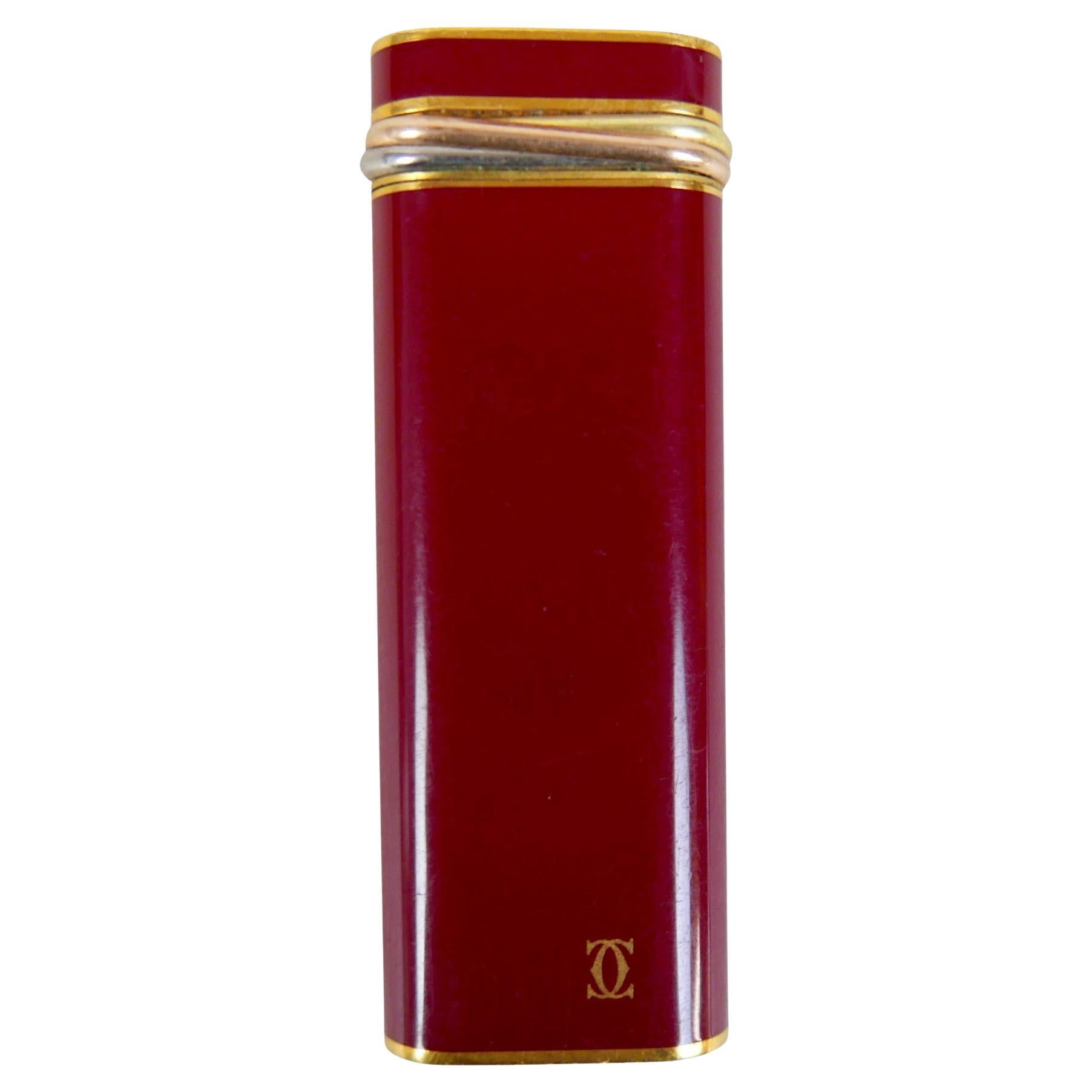 Cartier Red Lacquer 18ct Gold Plated Trinity Cigarette Lighter Box & Guarantee Metal en venta