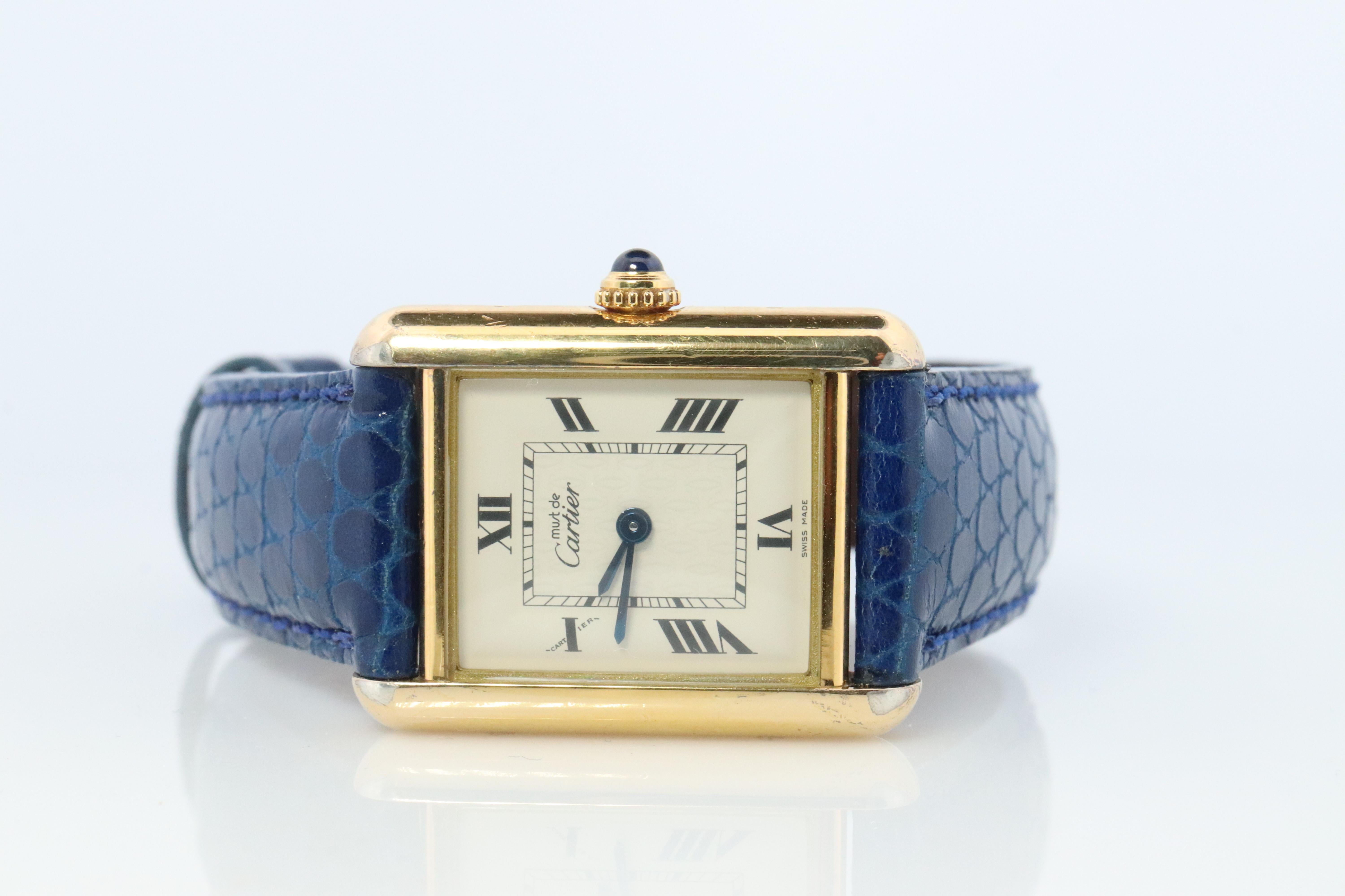 Cabochon Must de Cartier Tank 2415 Watch. Vermeil ARGENT 925 Medium Tank