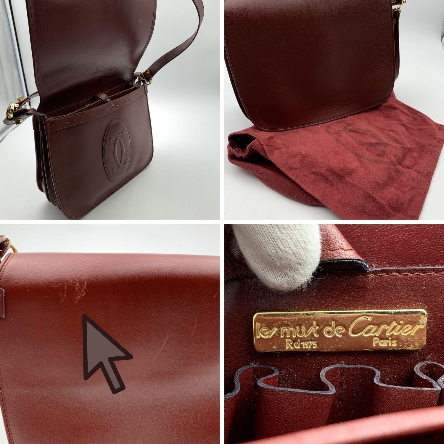 Must de Cartier Vintage Burgundy Leather Flap Shoulder Bag In Good Condition In Rome, Rome