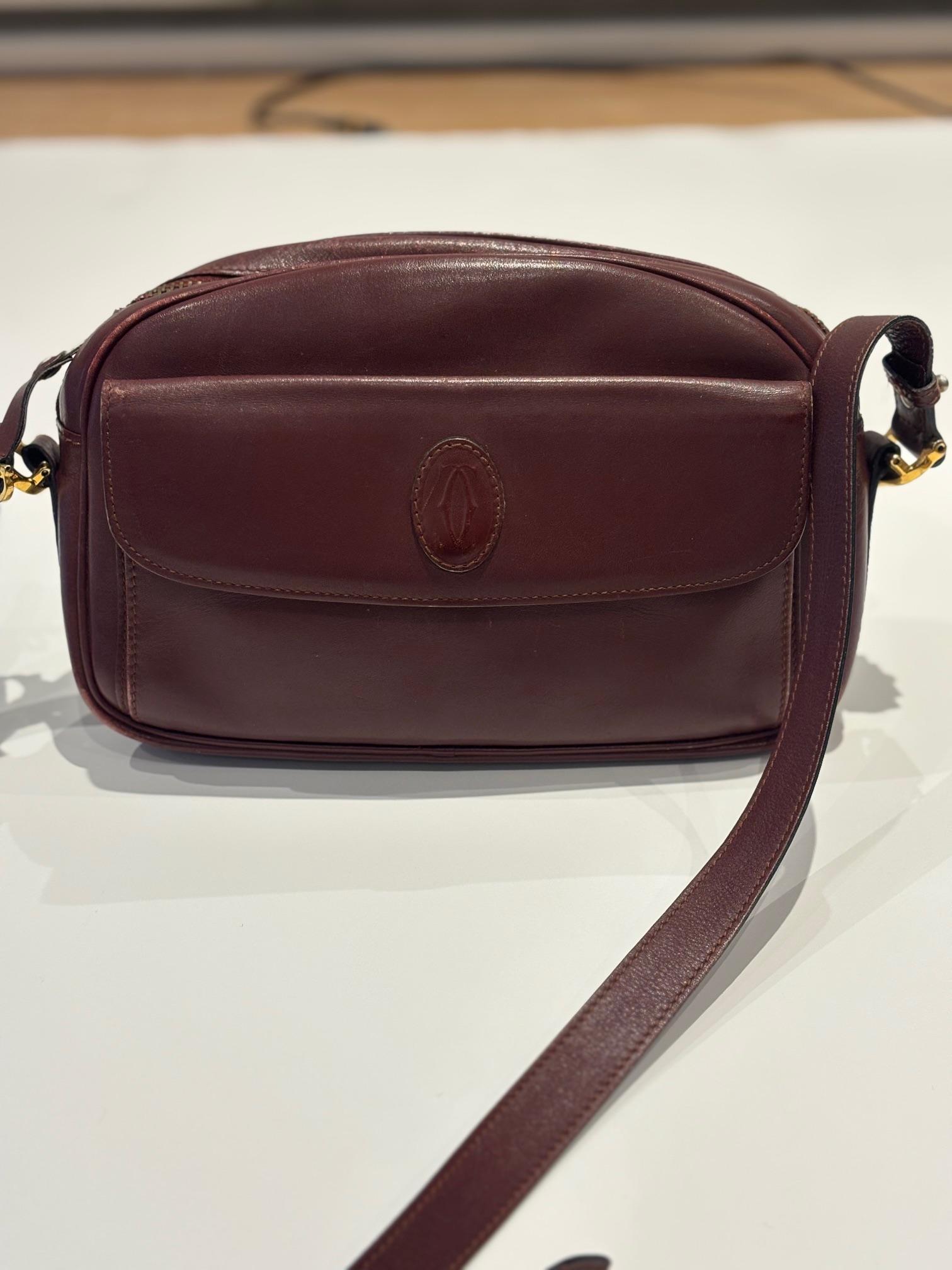 Must de Cartier Vintage Leather Crossbody in Bordeaux For Sale 5