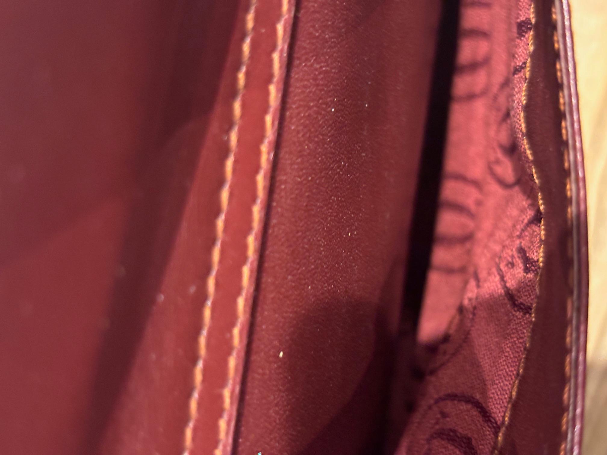 Must de Cartier Vintage Leather Crossbody in Bordeaux For Sale 3