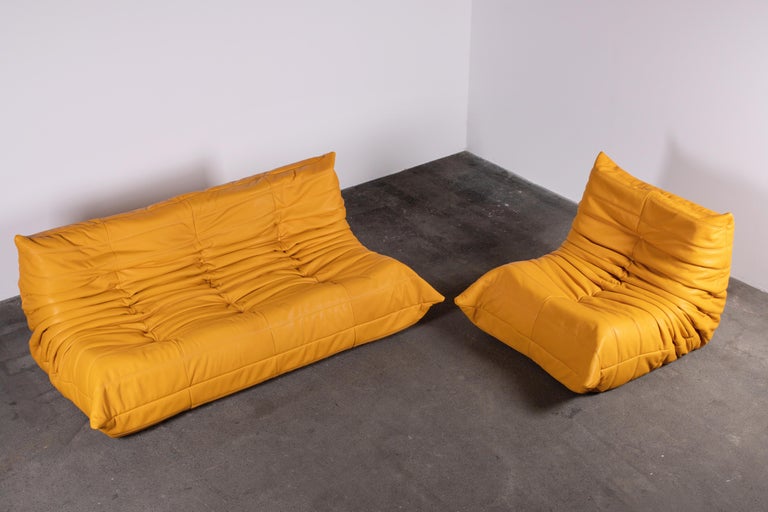 French Mustard Aniline Leather Togo Set, 3-Seat & 1-Seat, 1970s, Reupholstered For Sale