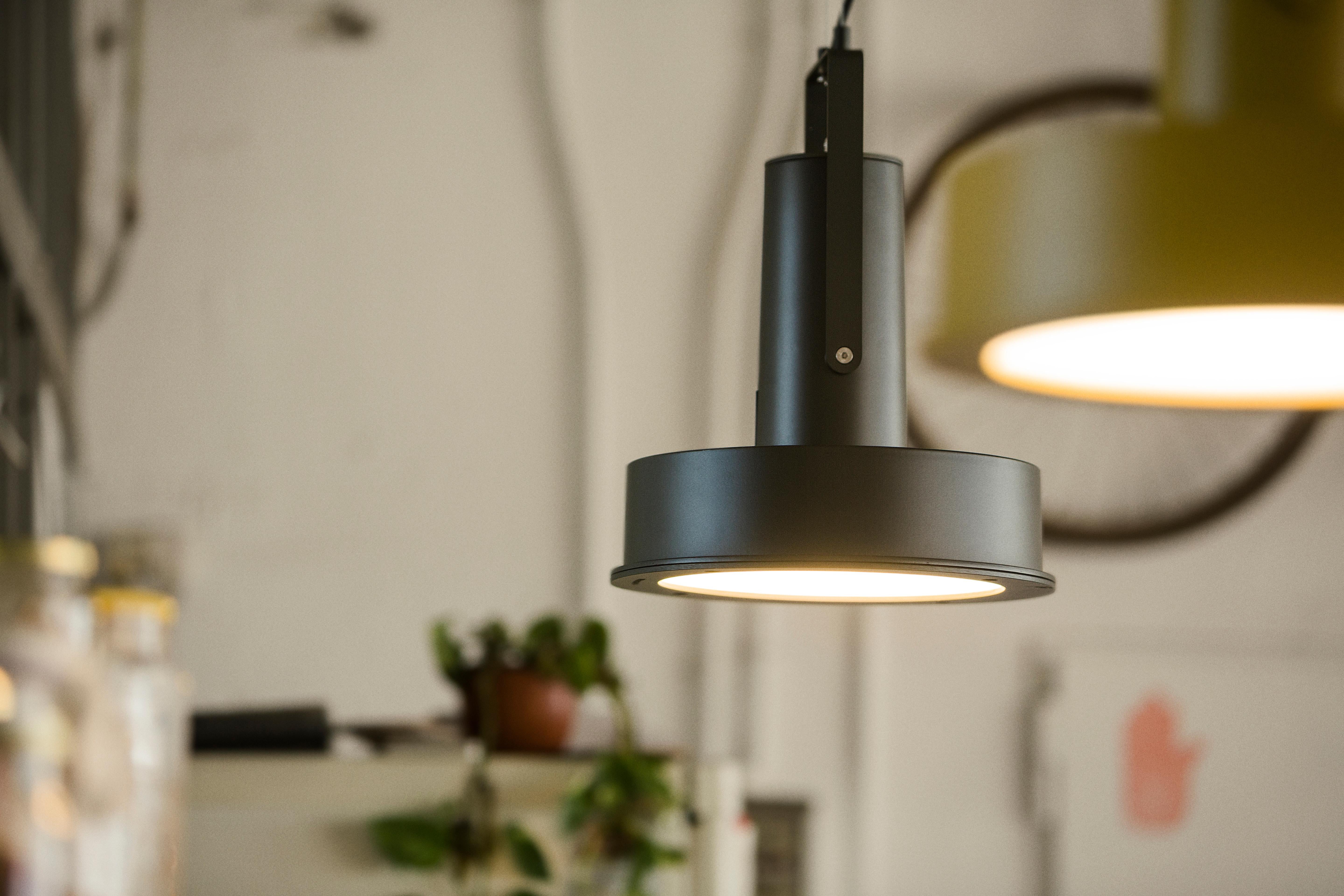 Mustard Arne Domus Pendant Lamp by Santa & Cole In New Condition For Sale In Geneve, CH