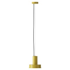 Arne S Domus lampe à suspension couleur moutarde par Santa & Cole