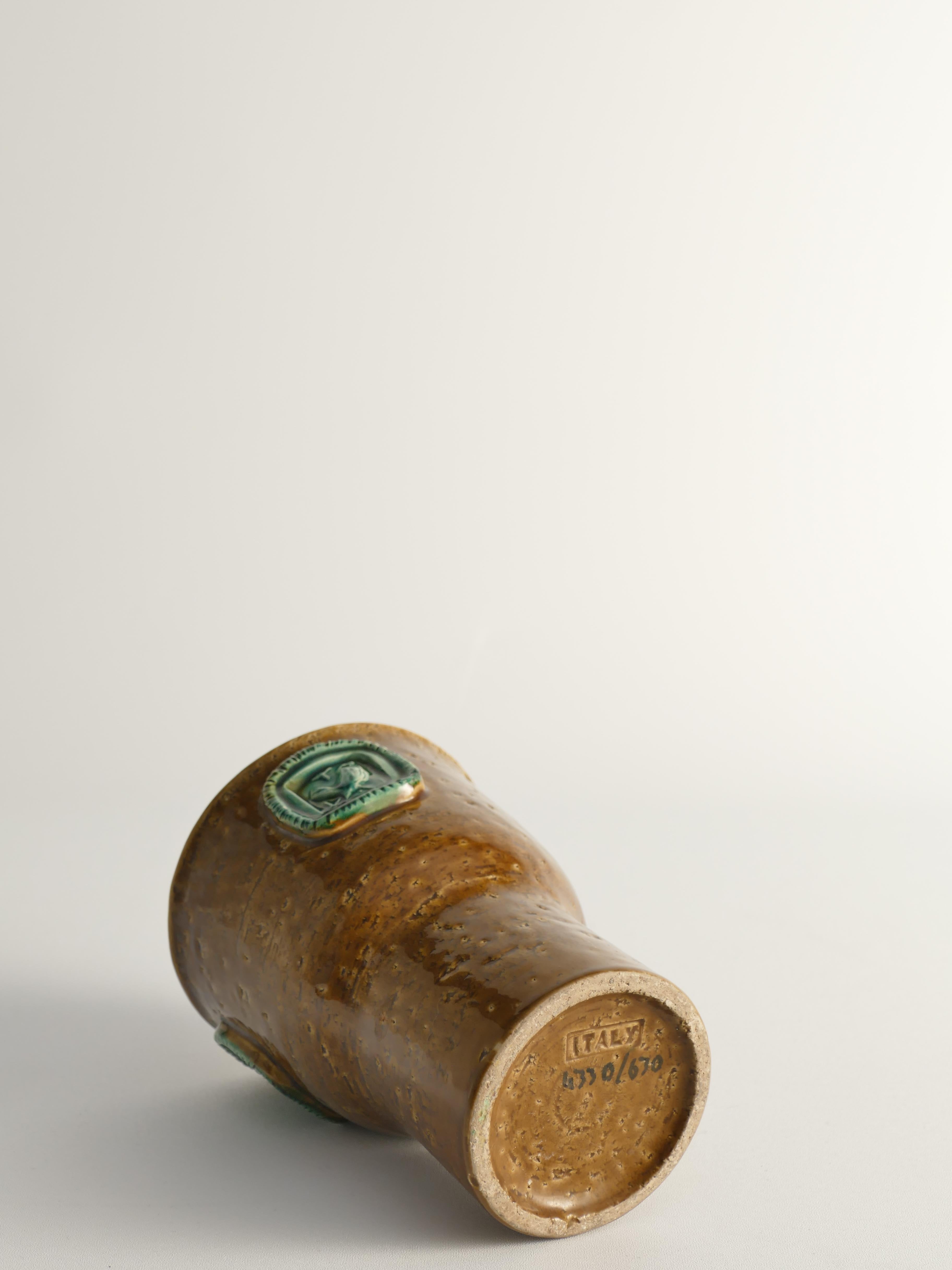 Jarrón de gres marrón mostaza con pájaros verde celadón de Aldo Londi para Bitossi Gres en venta