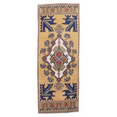 Zabihi Kollektion Senffarbener Mini Vintage Türkischer Teppich im Vintage-Stil