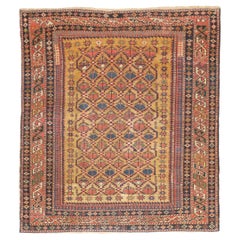 Mustard Field Quadratischer antiker kaukasischer Shirvan-Teppich aus dem späten 19. Jahrhundert