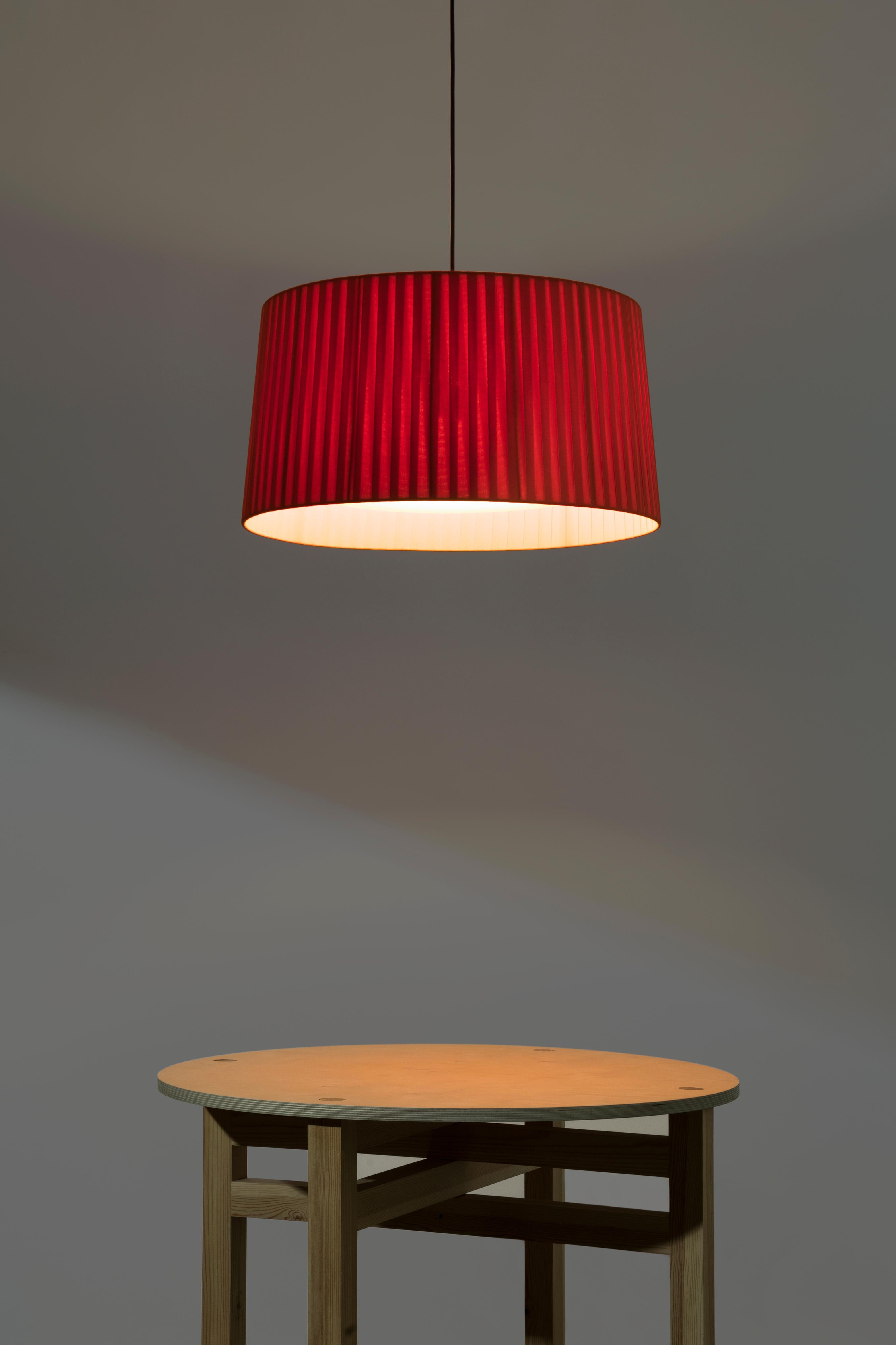 Mustard GT5 Pendant Lamp by Santa & Cole For Sale 2