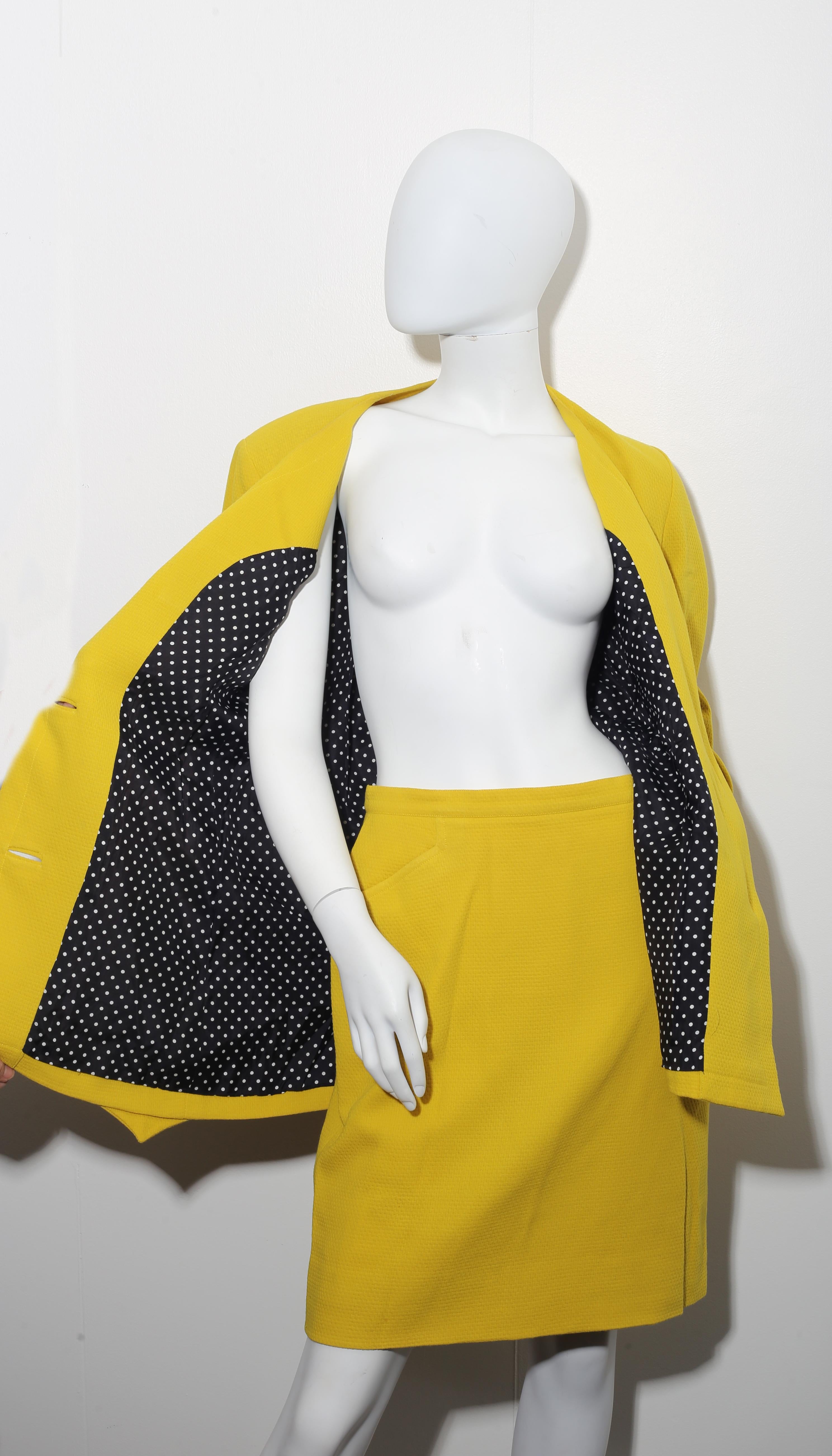 Yellow Mustard yellow Christian Lacroix  work suit in freeze wool size 42