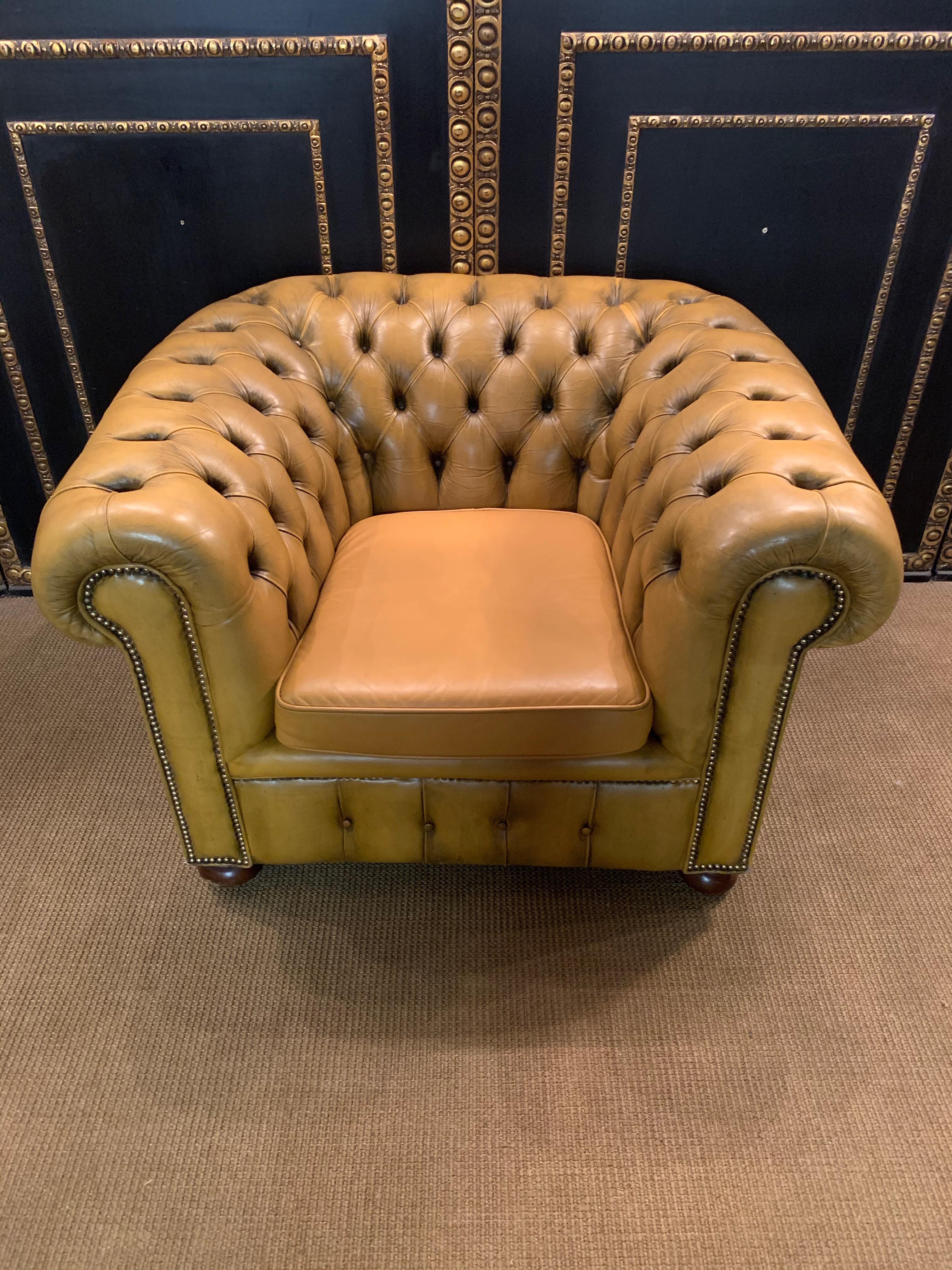 Mustard Yellow original Leather Chesterfield Club Suite set Armchair and Sofa 6