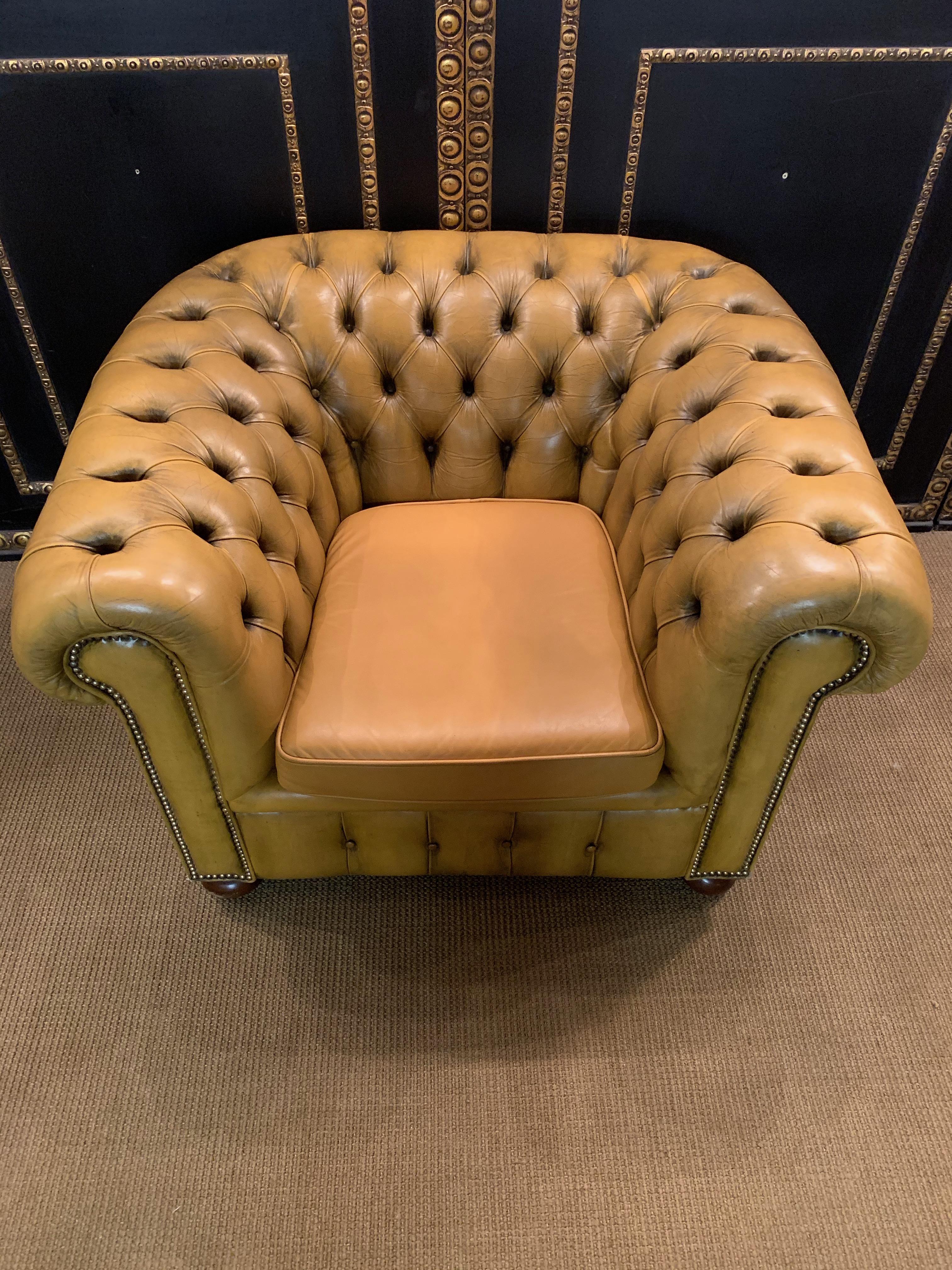 Mustard Yellow original Leather Chesterfield Club Suite set Armchair and Sofa 8