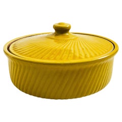 Plat à couvercle Ovenware jaune moutarde