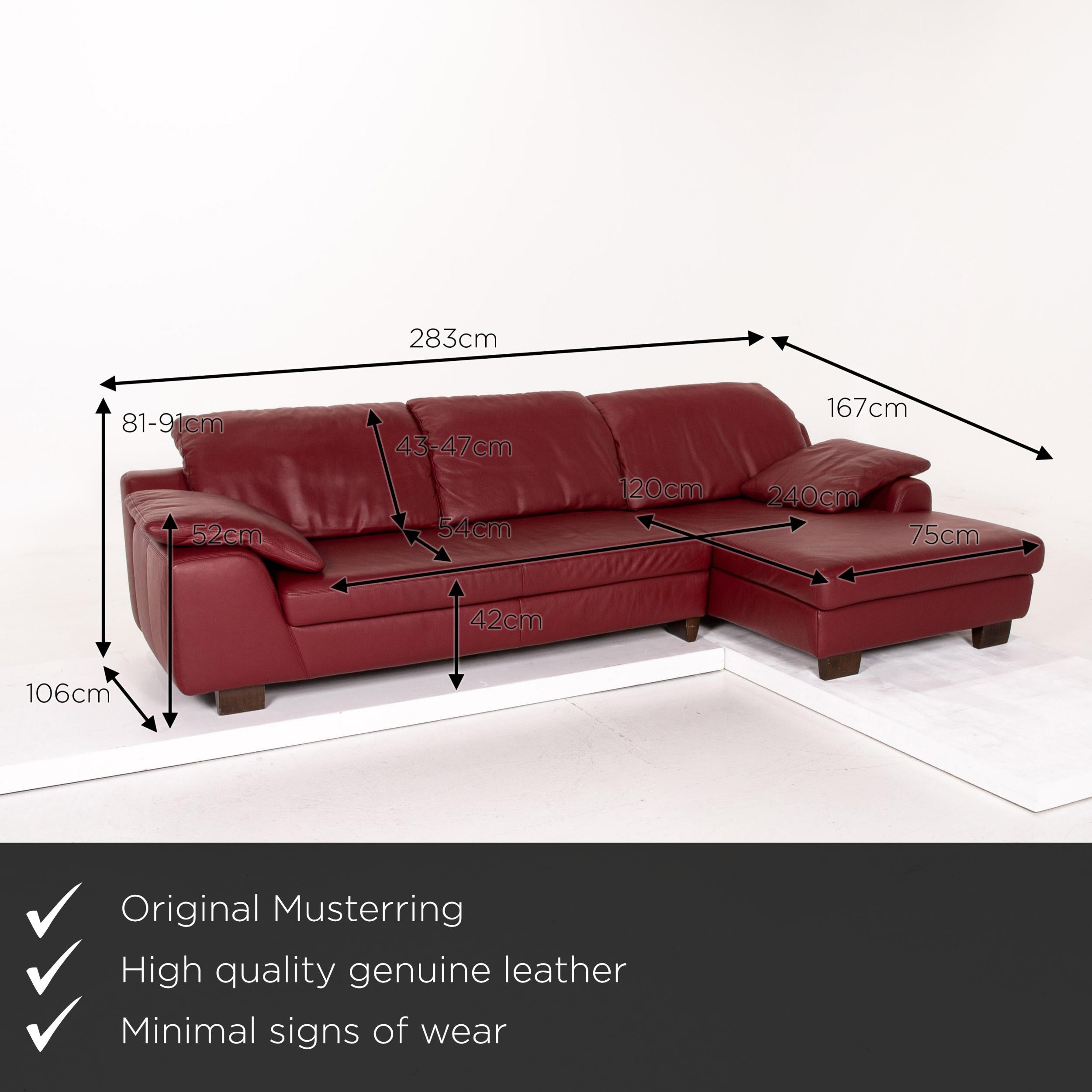We present to you a Musterring leather corner sofa red dark red sofa couch.

 

 Product measurements in centimeters:
 

Depth 104
Width 283
Height 81
Seat height 42
Rest height 52
Seat depth 54
Seat width 240
Back height 43.