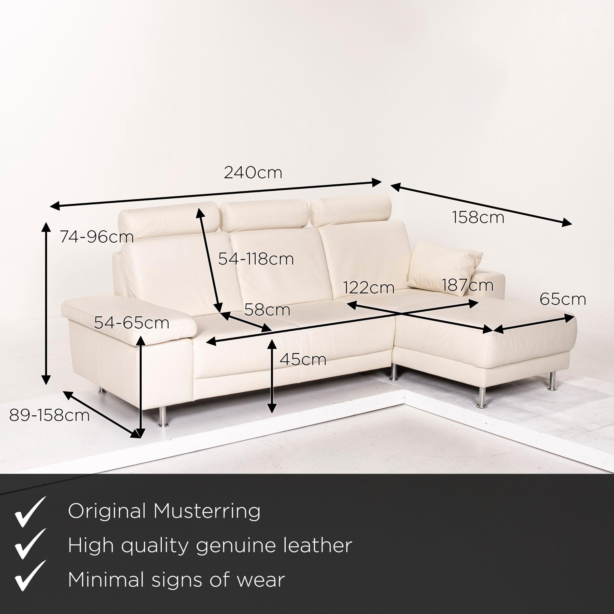 We present to you a Musterring leather corner sofa white function sofa couch.

 

 Product measurements in centimeters:
 

Depth 89
Width 240
Height 74
Seat height 45
Rest height 54
Seat depth 58
Seat width 187
Back height 54.