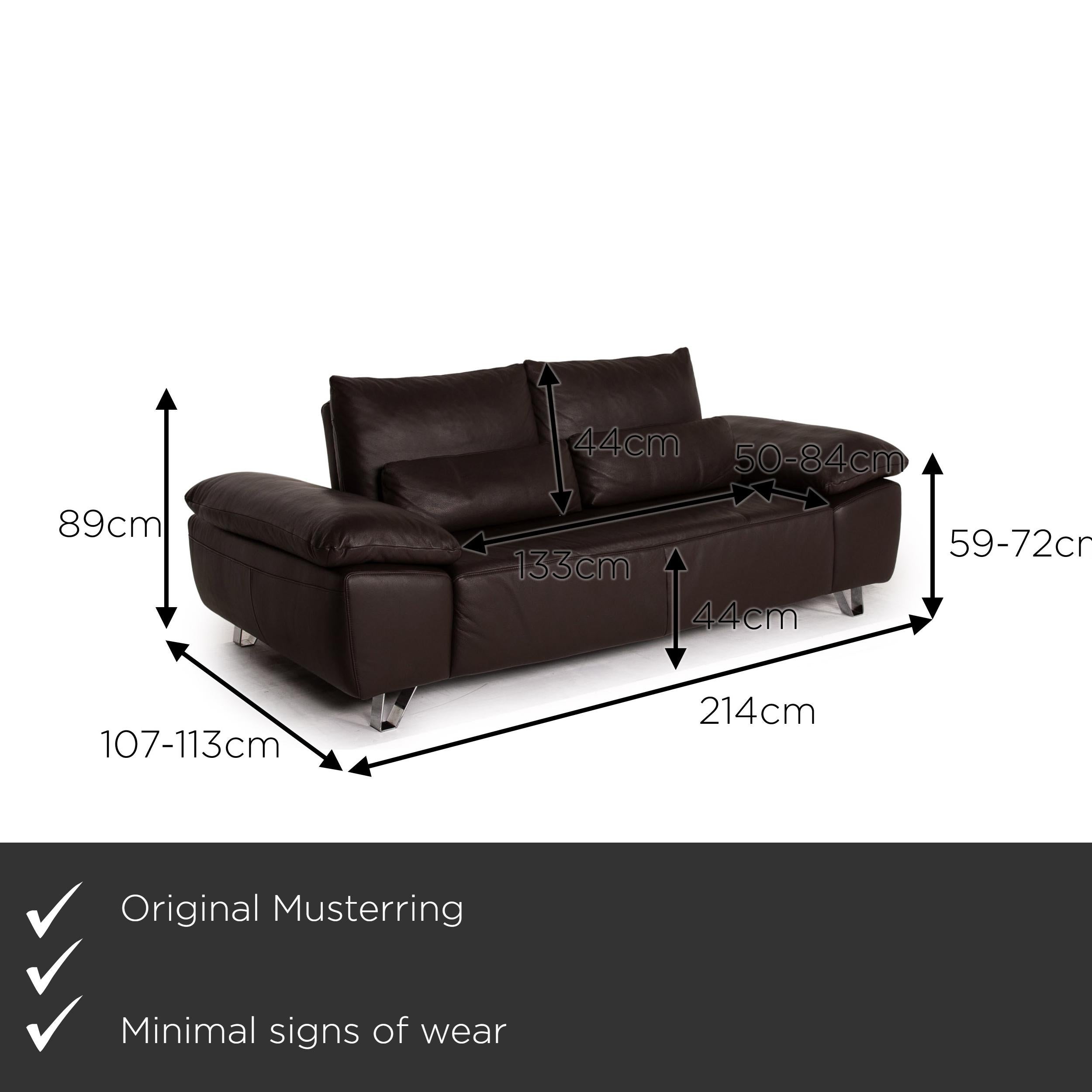 We present to you a Musterring MR 680 two-seater sofa brown leather couch function.
  
 

 Product measurements in centimeters:
 

 depth: 107
 width: 214
 height: 89
 seat height: 44
 rest height: 59
 seat depth: 50
 seat width: 133
