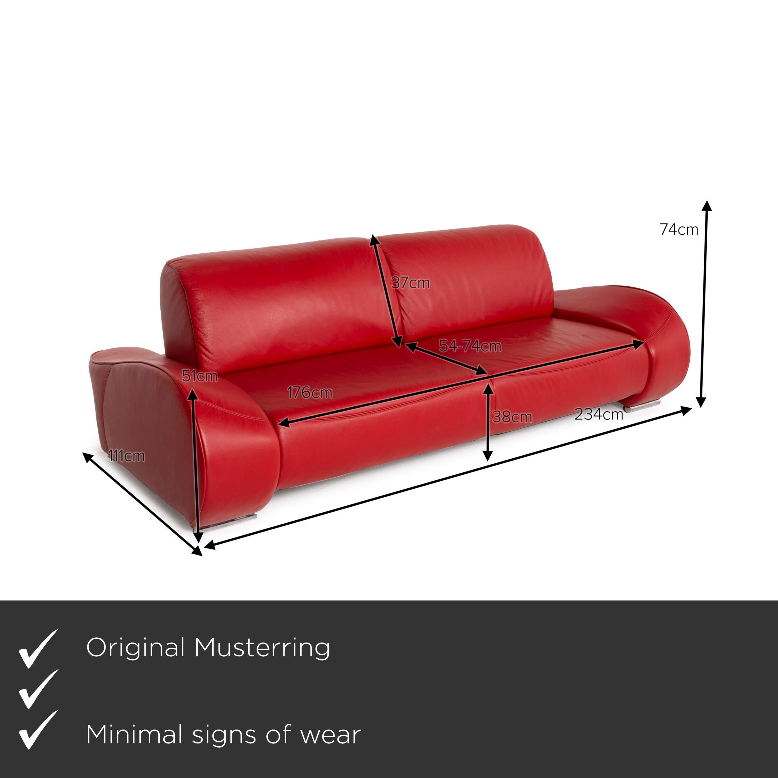 We present to you a Musterring MR-740 leather sofa red three-seater function.

Product measurements in centimeters:

Depth 111
Width 234
Height 74
Seat height 38
Rest height 51
Seat depth 54
Seat width 176
Back height 37.
  

     
