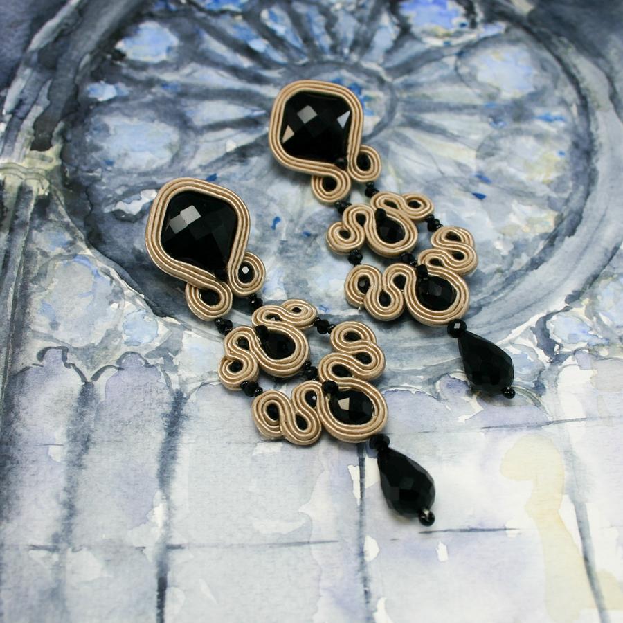 Jet Black Gothic XL Marble Earrings.
Also in Rouge Red, Beige Marble, Copper Brown, Brown Wood, Cobalt Blue & Green uranium
Musula Soutache earrings made of rayon yarn 2mm,  quartz stones and crystal beads. Silver closure. 
Earring Length 9cm or