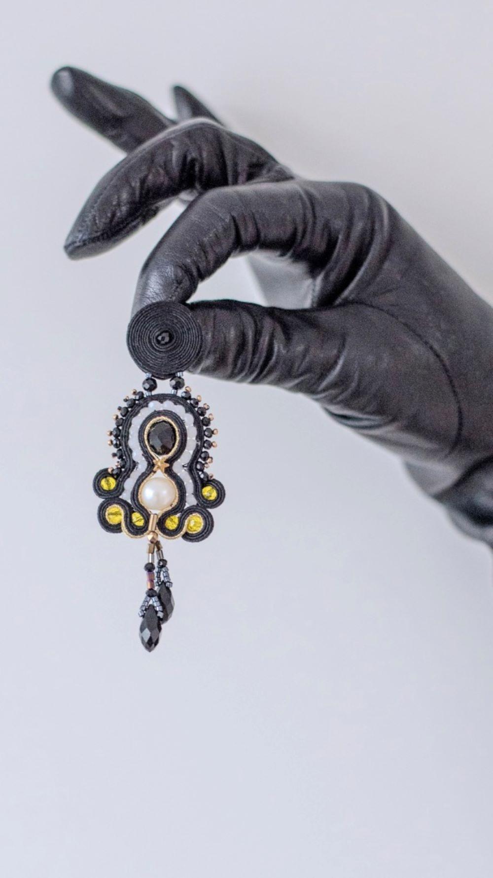 Musula Personalissima Nicoletta Night Soutache Ohrringe im Zustand „Neu“ im Angebot in  Bilbao, ES