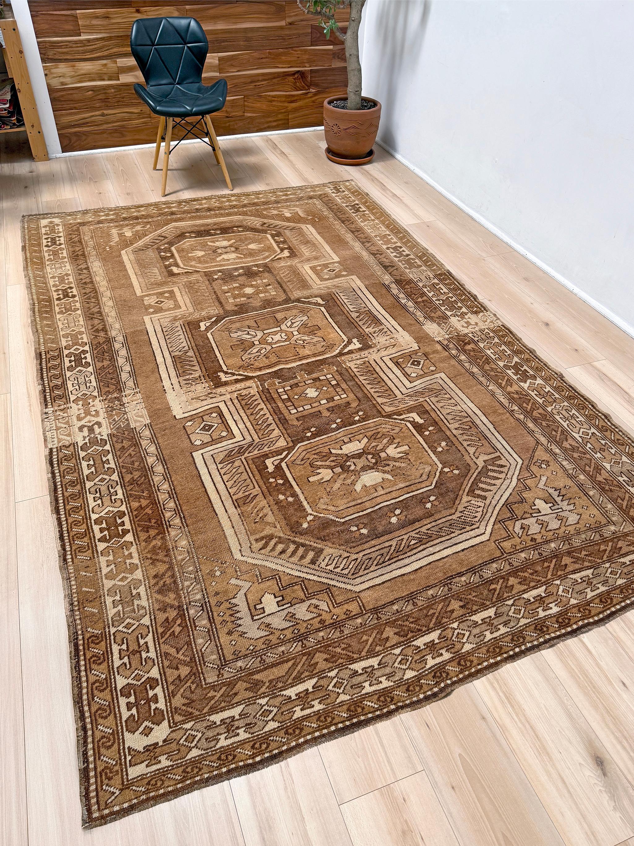 Tessuto a mano Kars marrone tenue - Tappeto in lana curda vintage - 6′×9′4″ - Turchia orientale in vendita