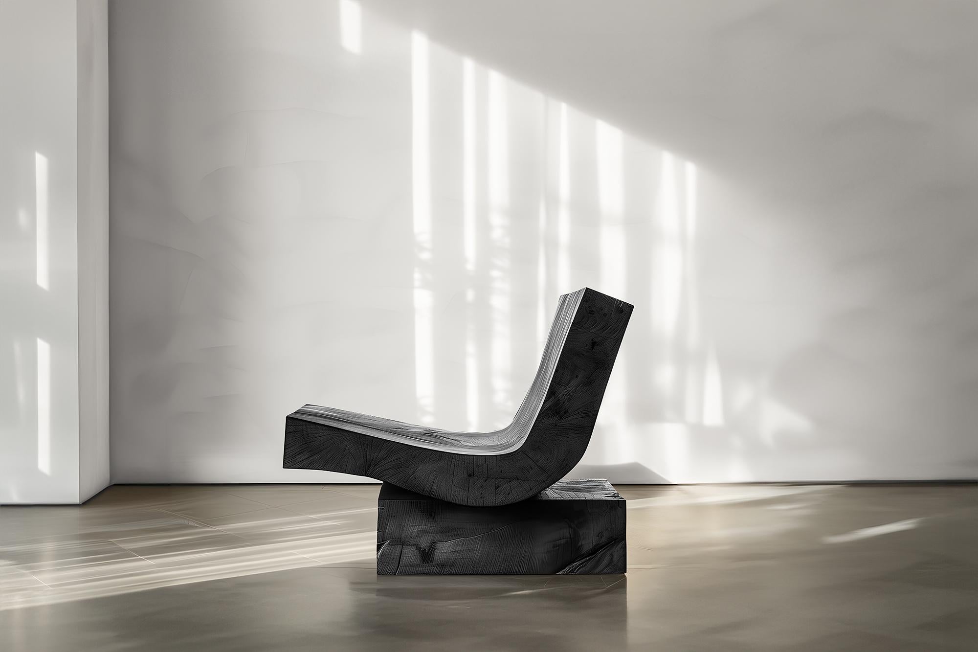 Brutalisme Muted by NONO No10, chaise en chêne massif, luxe minimaliste en vente