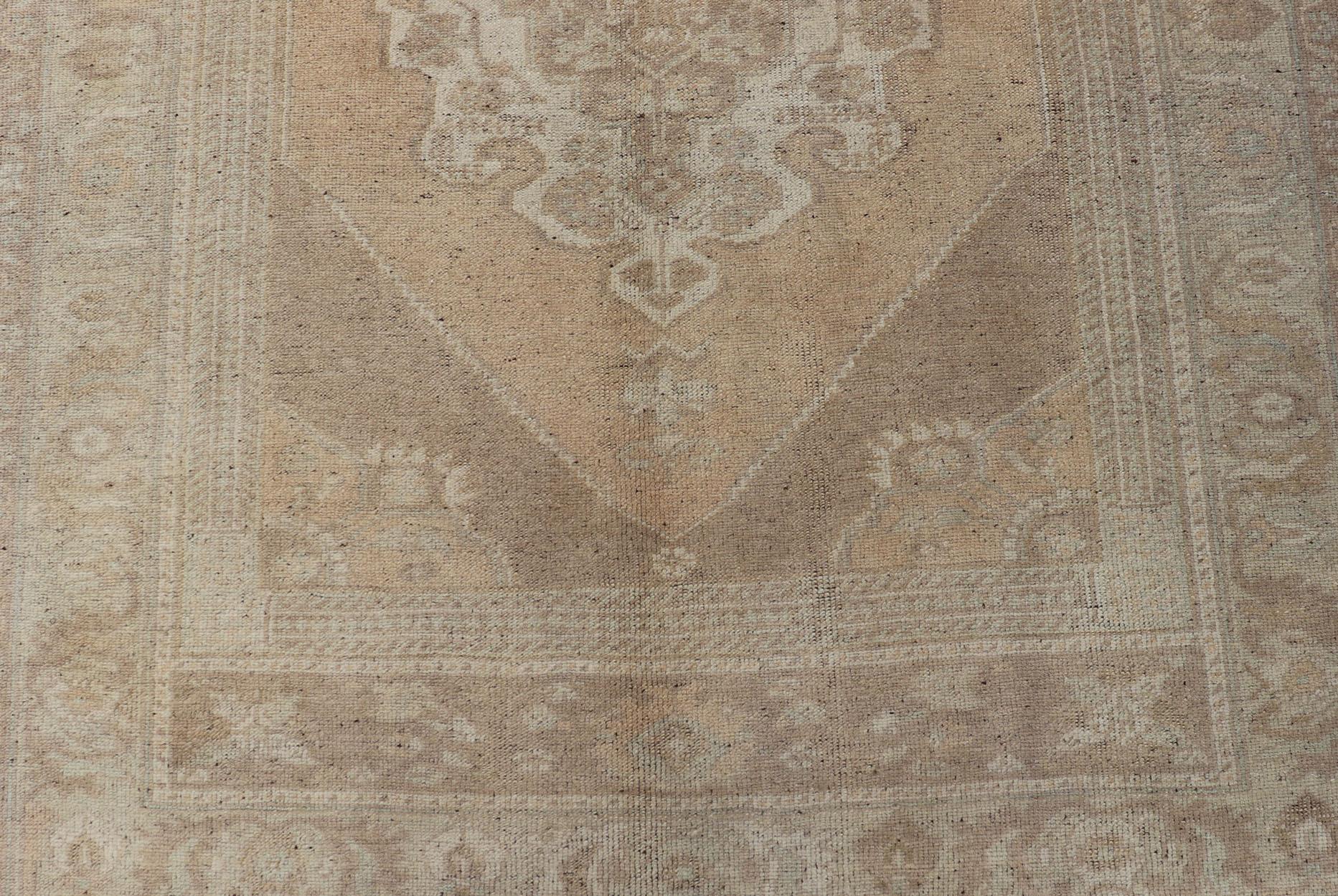 Muted Colors Vintage Turkish Oushak Rug with Medallion Design in Lt. Green For Sale 5