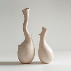 Pareja de esculturas abstractas de cerámica orgánica, Tina Vlassopulos