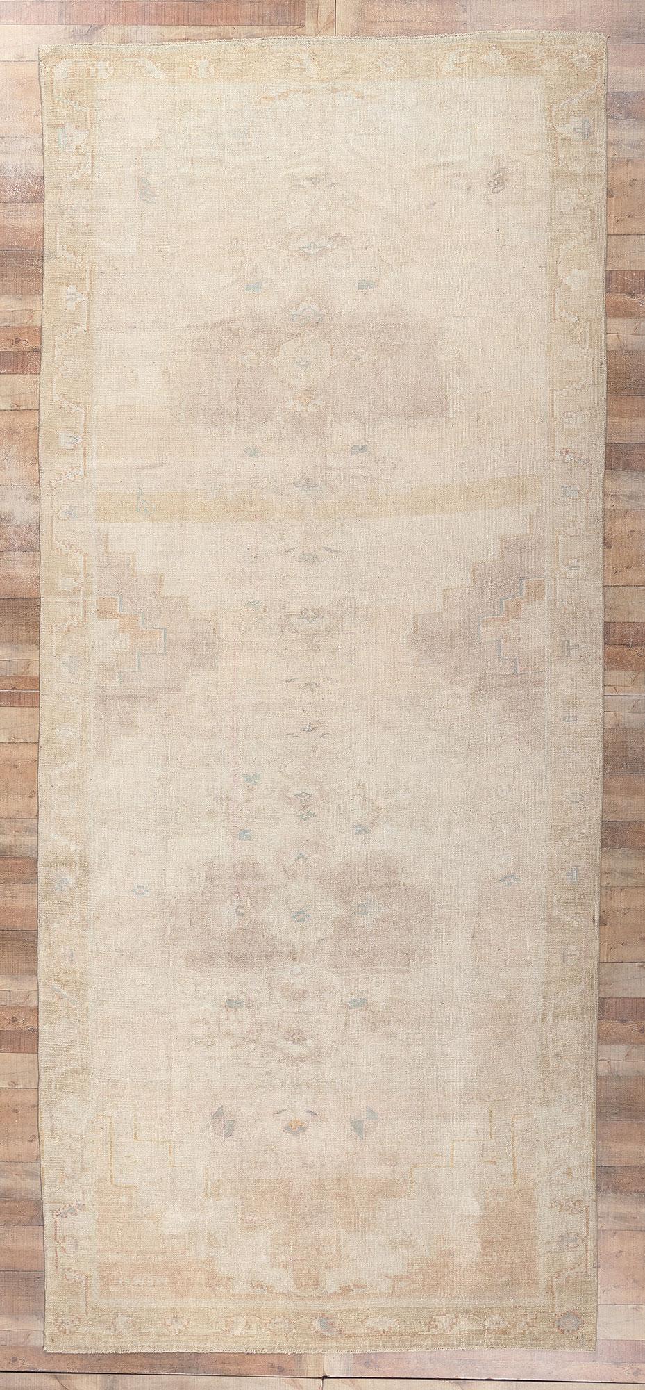 Muted Vintage Turkish Oushak Rug, Earth-Tone Elegance Meets Shibui  For Sale 3