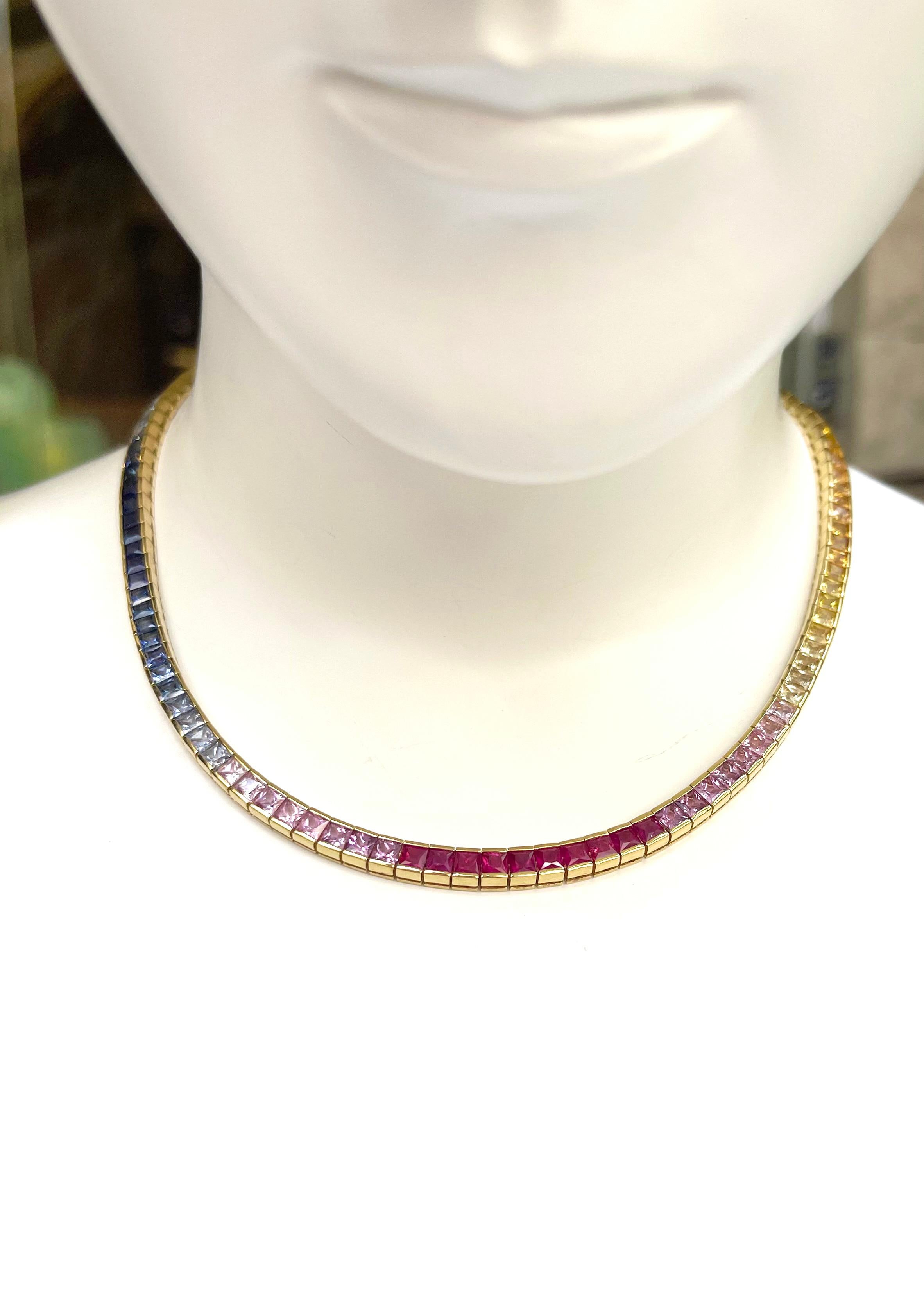 Multi Color Sapphire 34.52 carats Necklace set in 18K Gold Settings

Width: 0.5 cm 
Length: 41 cm
Total Weight: 52.86 grams

