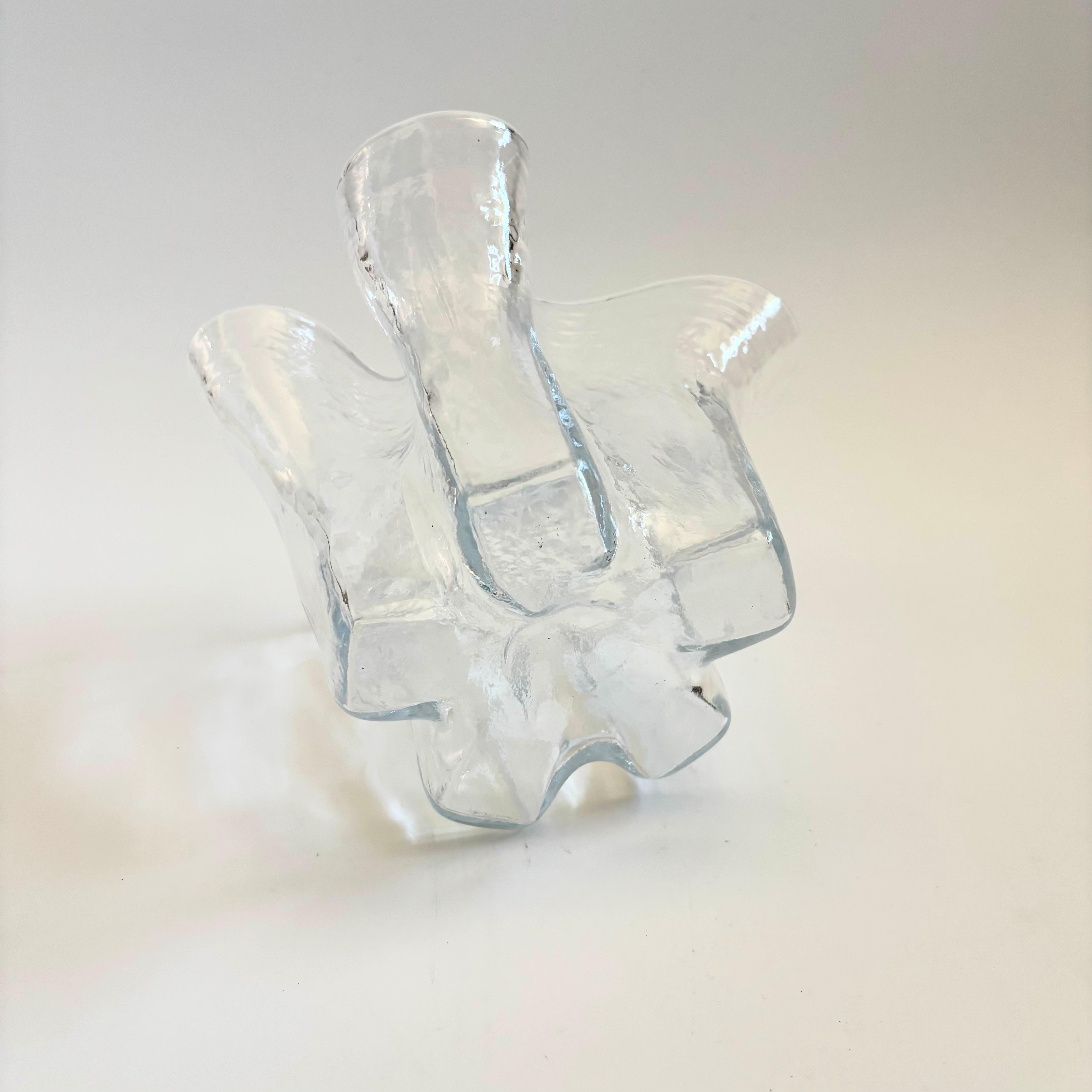 Muurla Finnland Glas-Taschentuch-Vase im Angebot 2