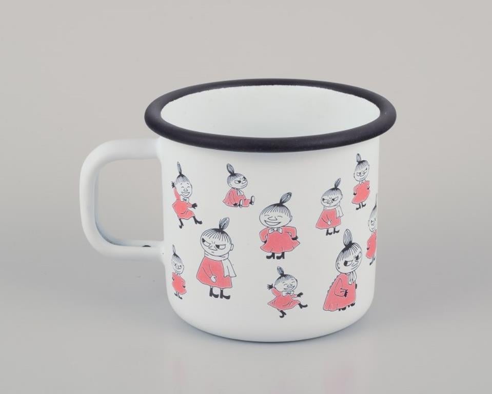 Metal Muurla, Finland. Three enamel mugs with illustrations of Moomins For Sale