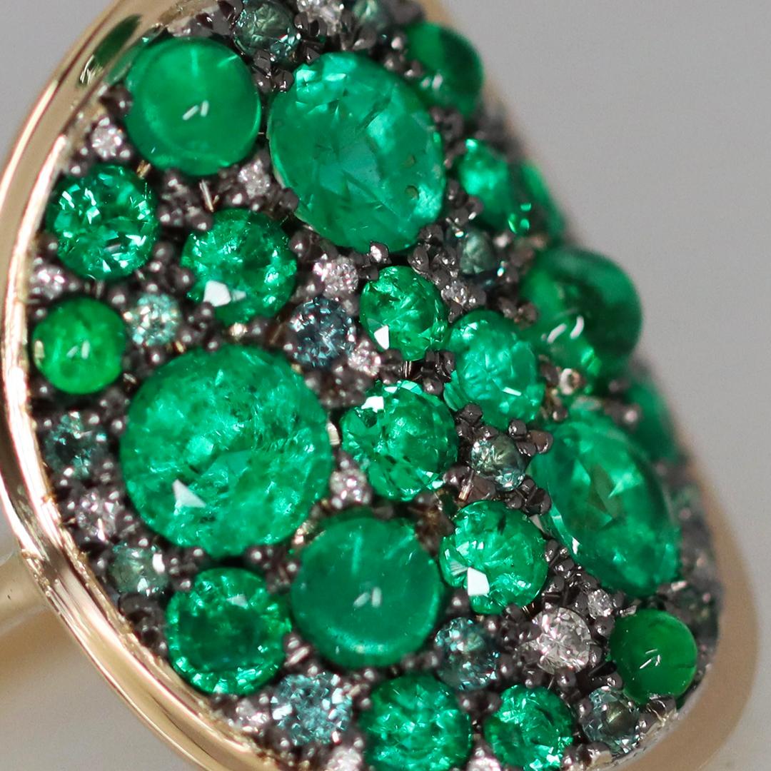 Muzo Emerald Alexandrite Mosaic Pave Ring For Sale 5