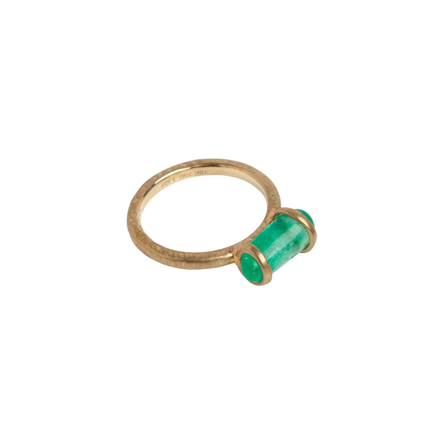 Muzo Emerald Colombia Emerald 18K Yellow Gold Cocktail Ring
