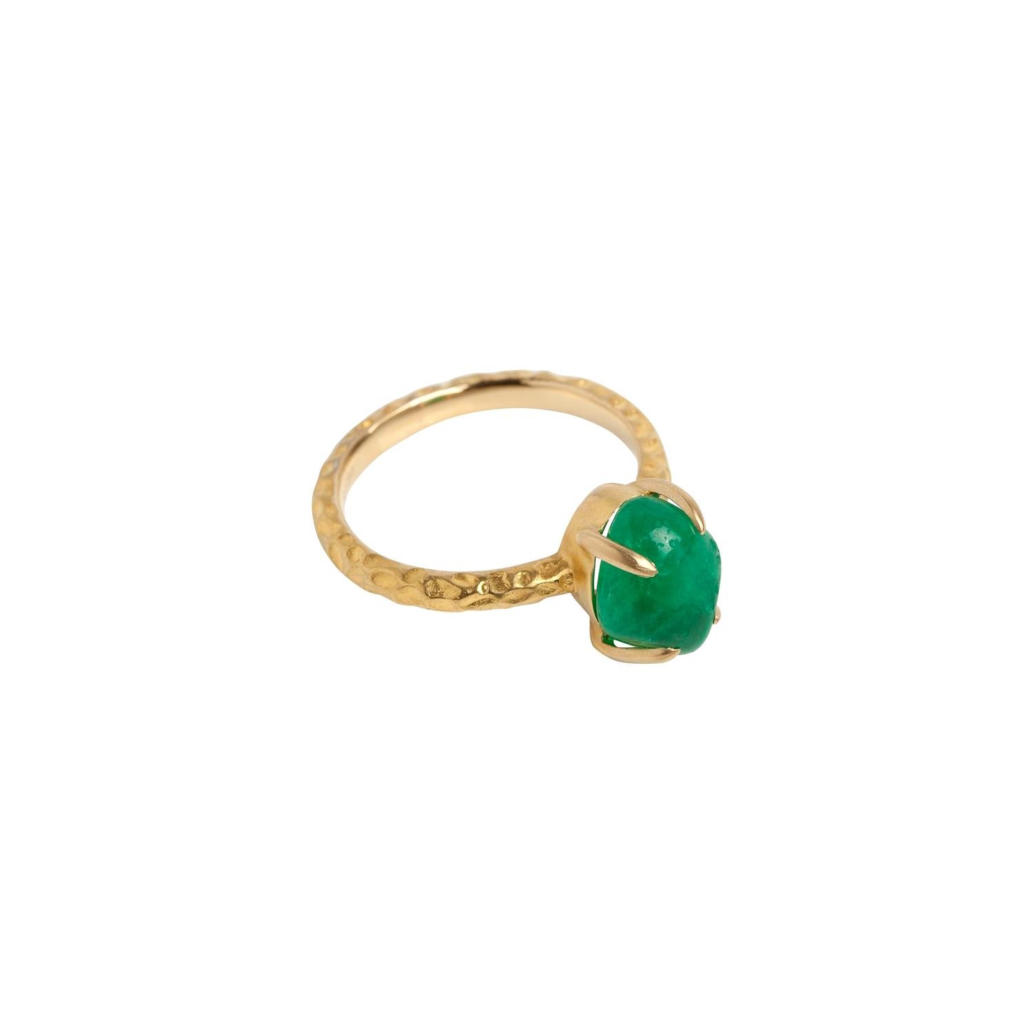 Muzo Emerald Colombia Emerald 18K Yellow Gold Cocktail Ring