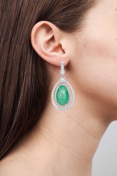 Muzo Emerald Colombia Single Halo Round Diamonds 18K White Gold Drop Earrings