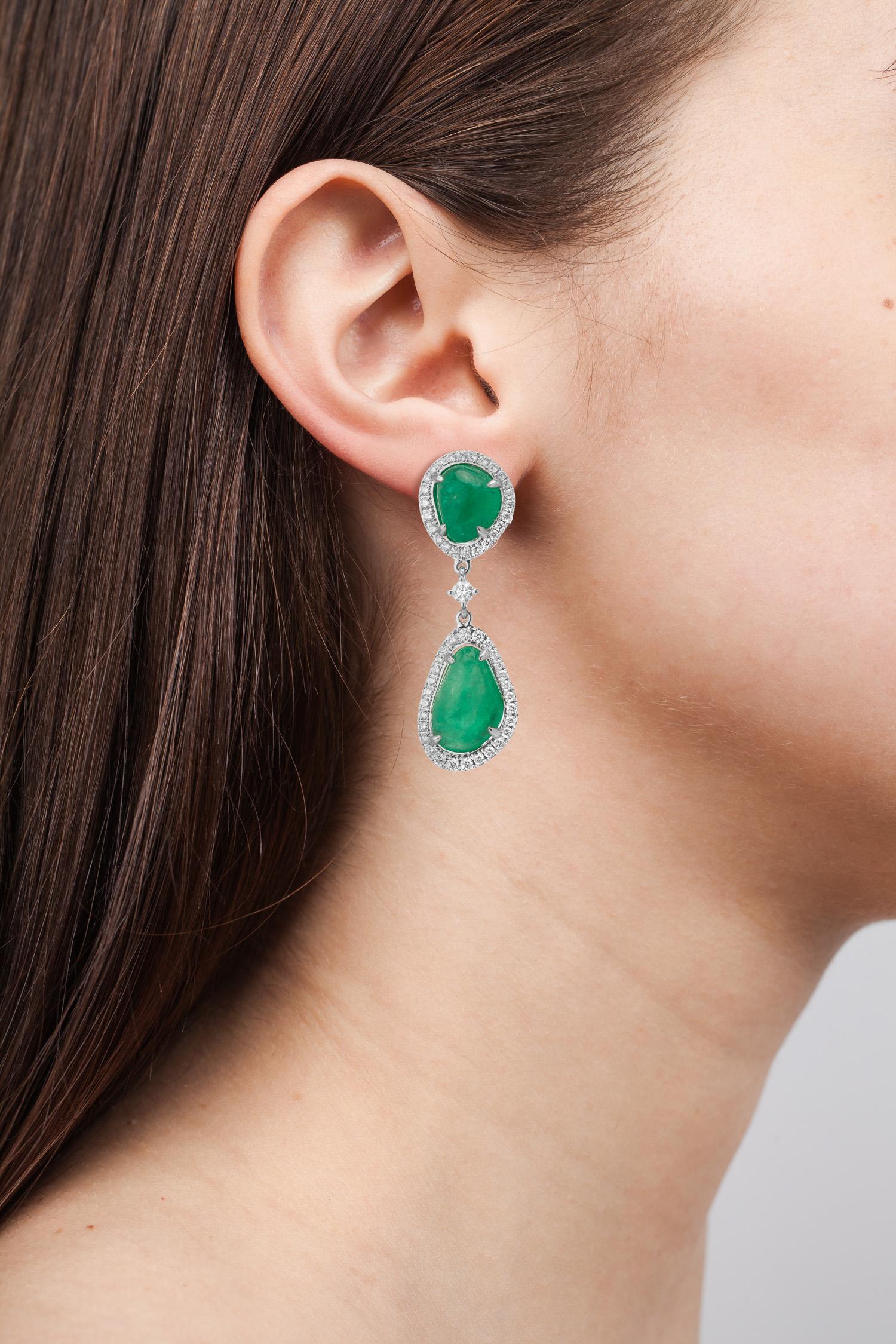 Contemporary Muzo Emerald Colombia Emerald Diamonds 18K White Gold Drop Earrings For Sale